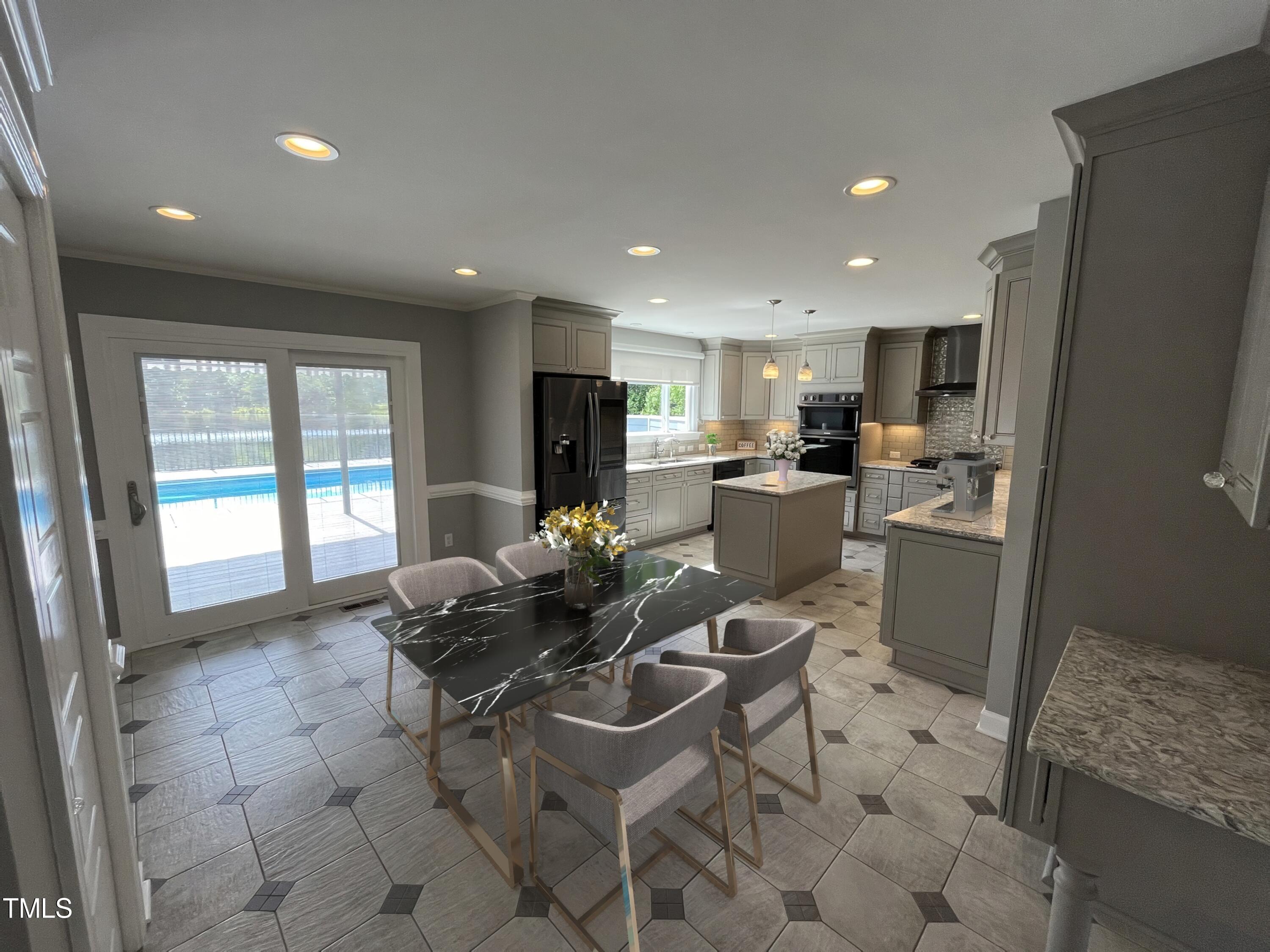 1605 Twin Lake Drive