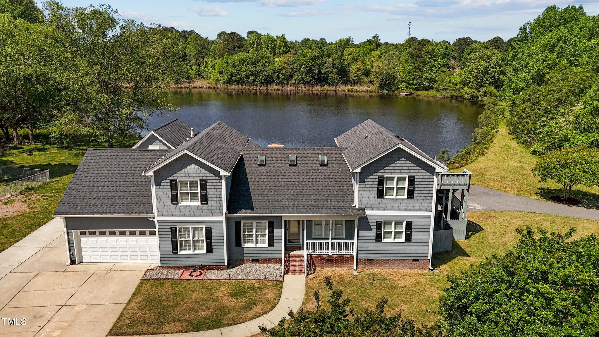 1605 Twin Lake Drive