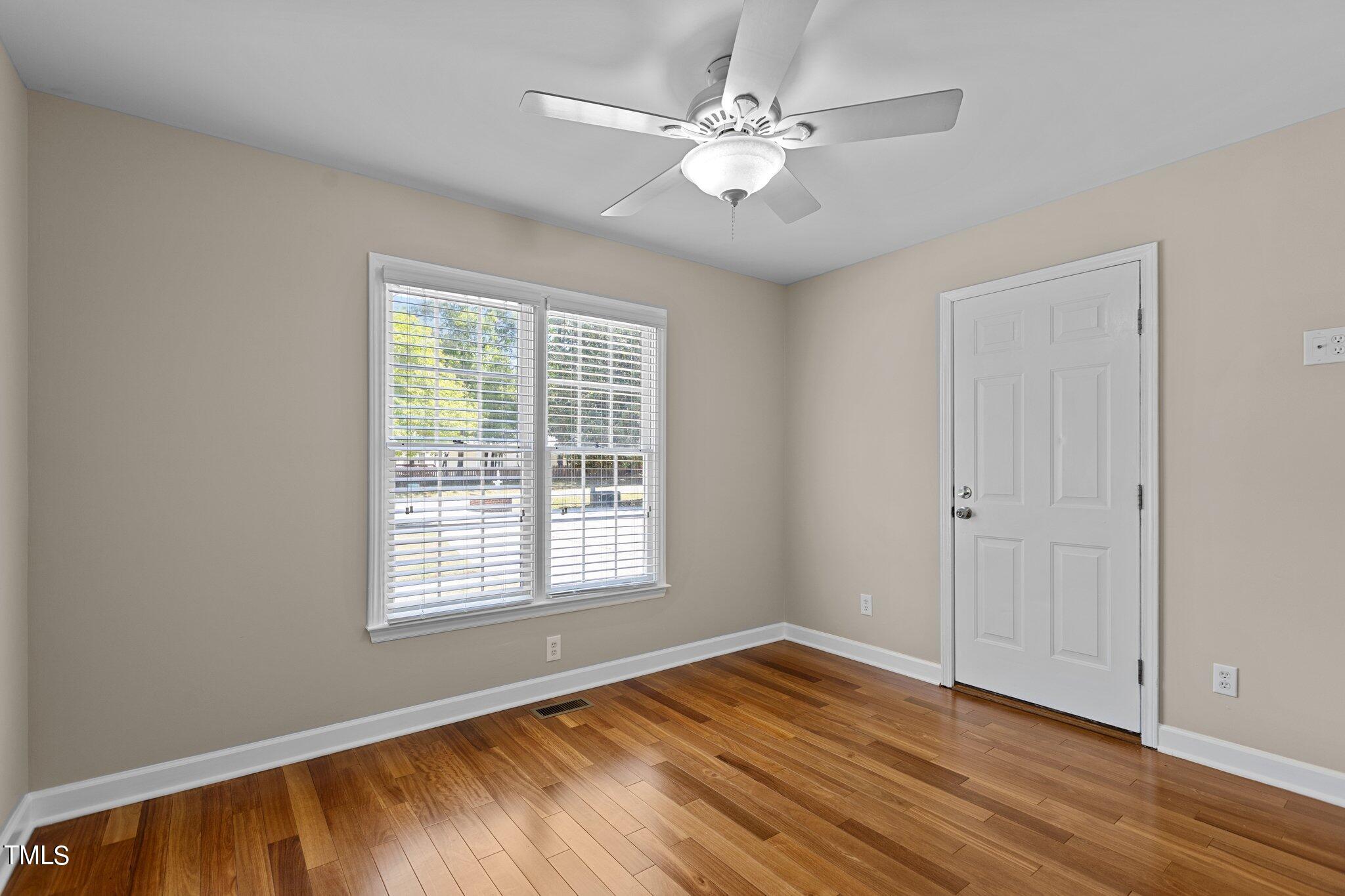 1605 Twin Lake Drive