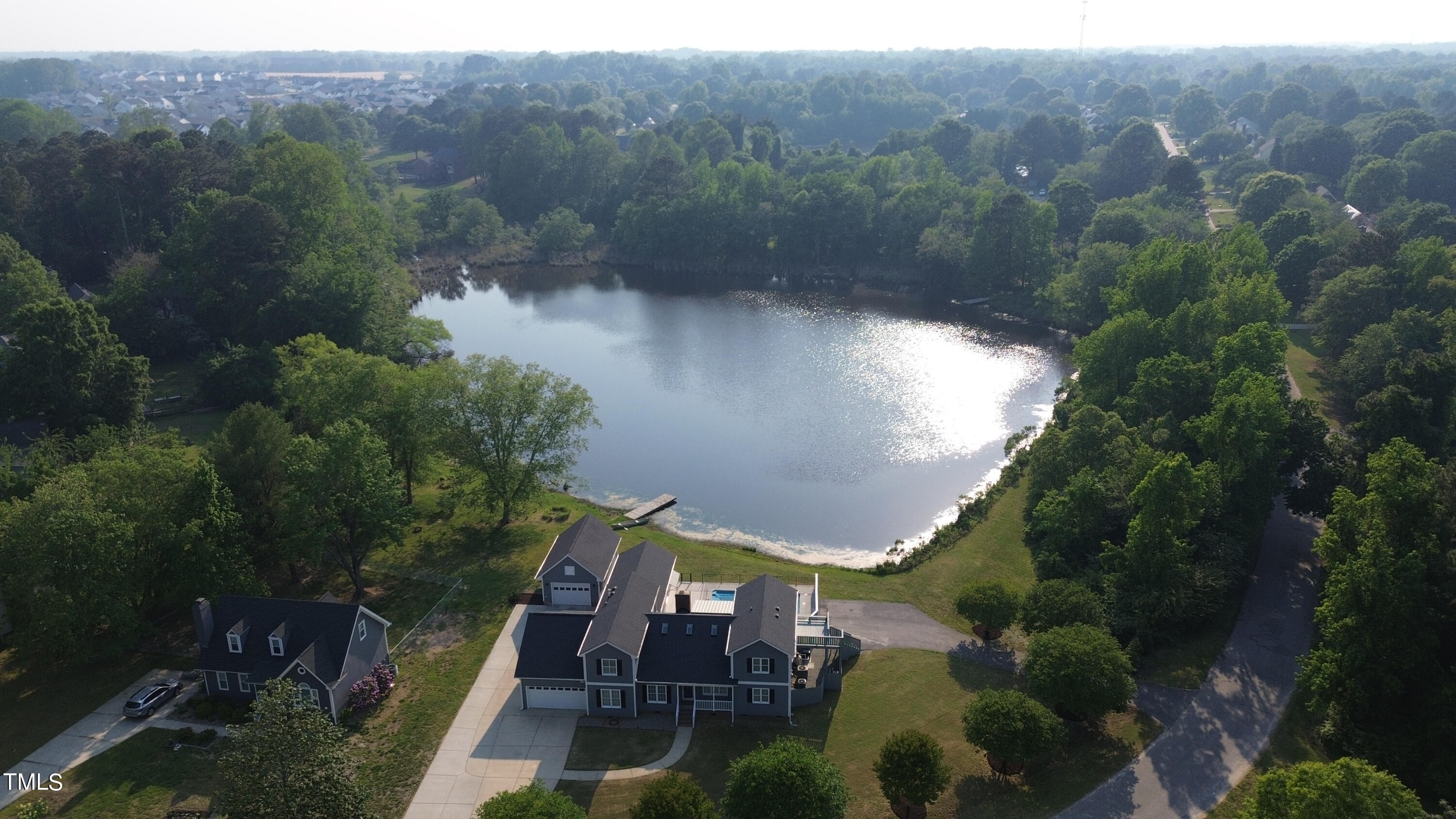 1605 Twin Lake Drive