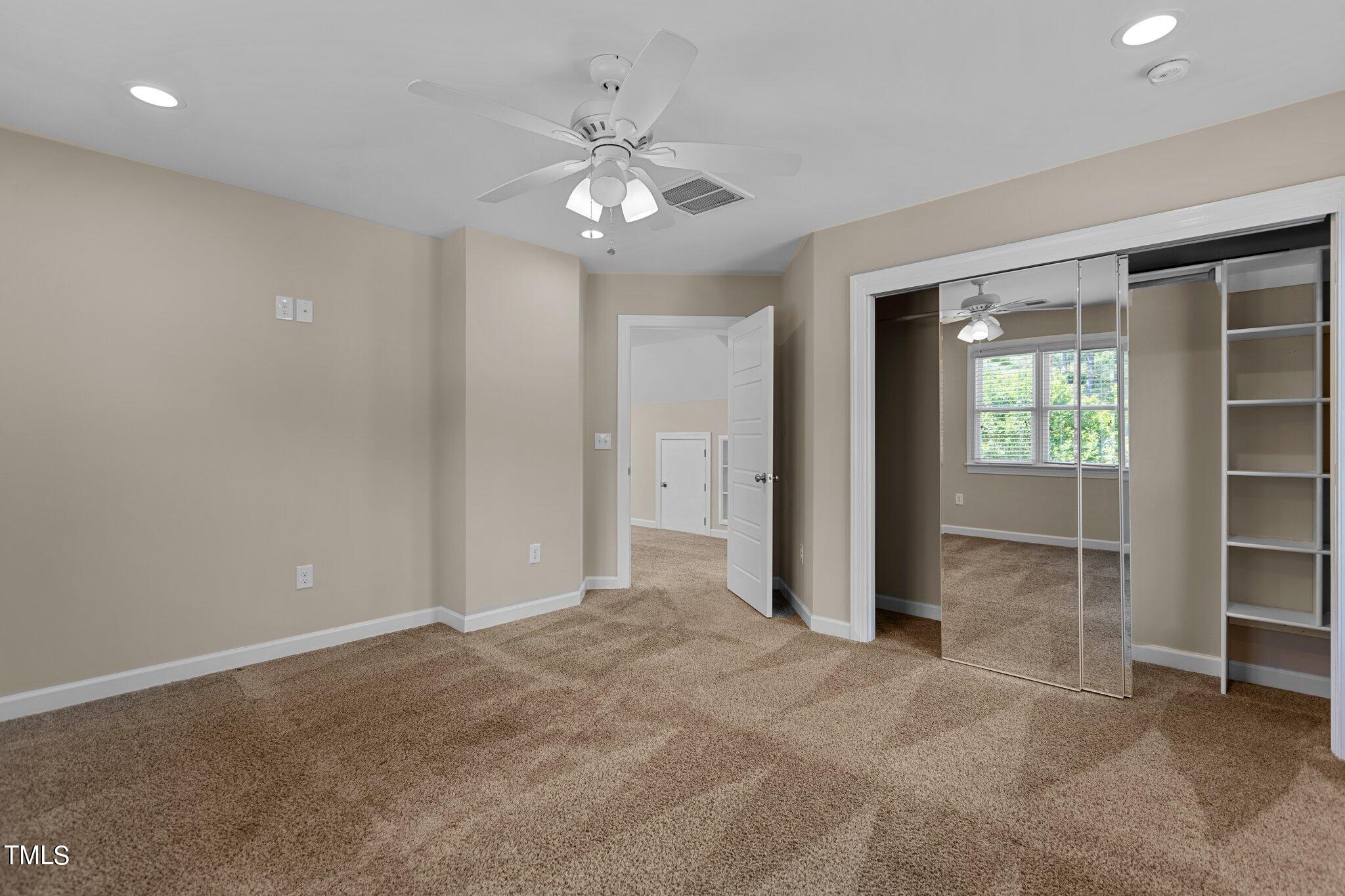 1605 Twin Lake Drive