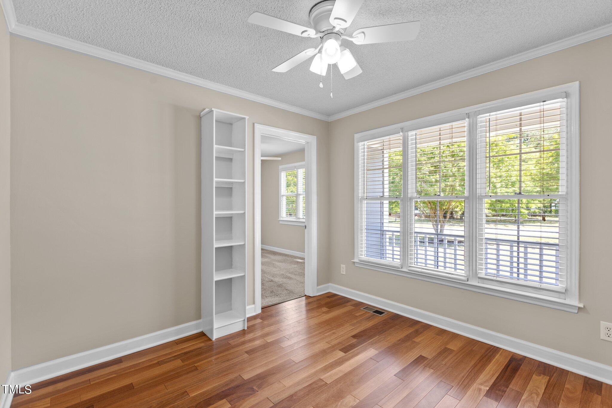 1605 Twin Lake Drive