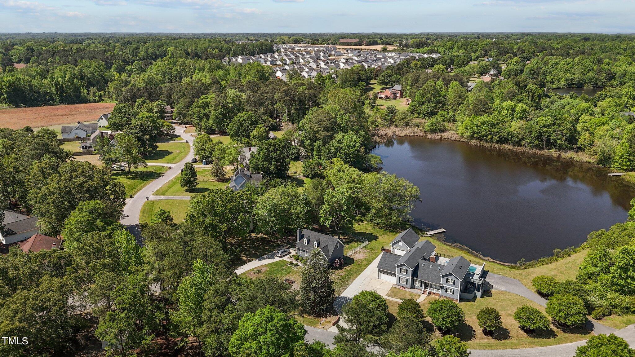 1605 Twin Lake Drive