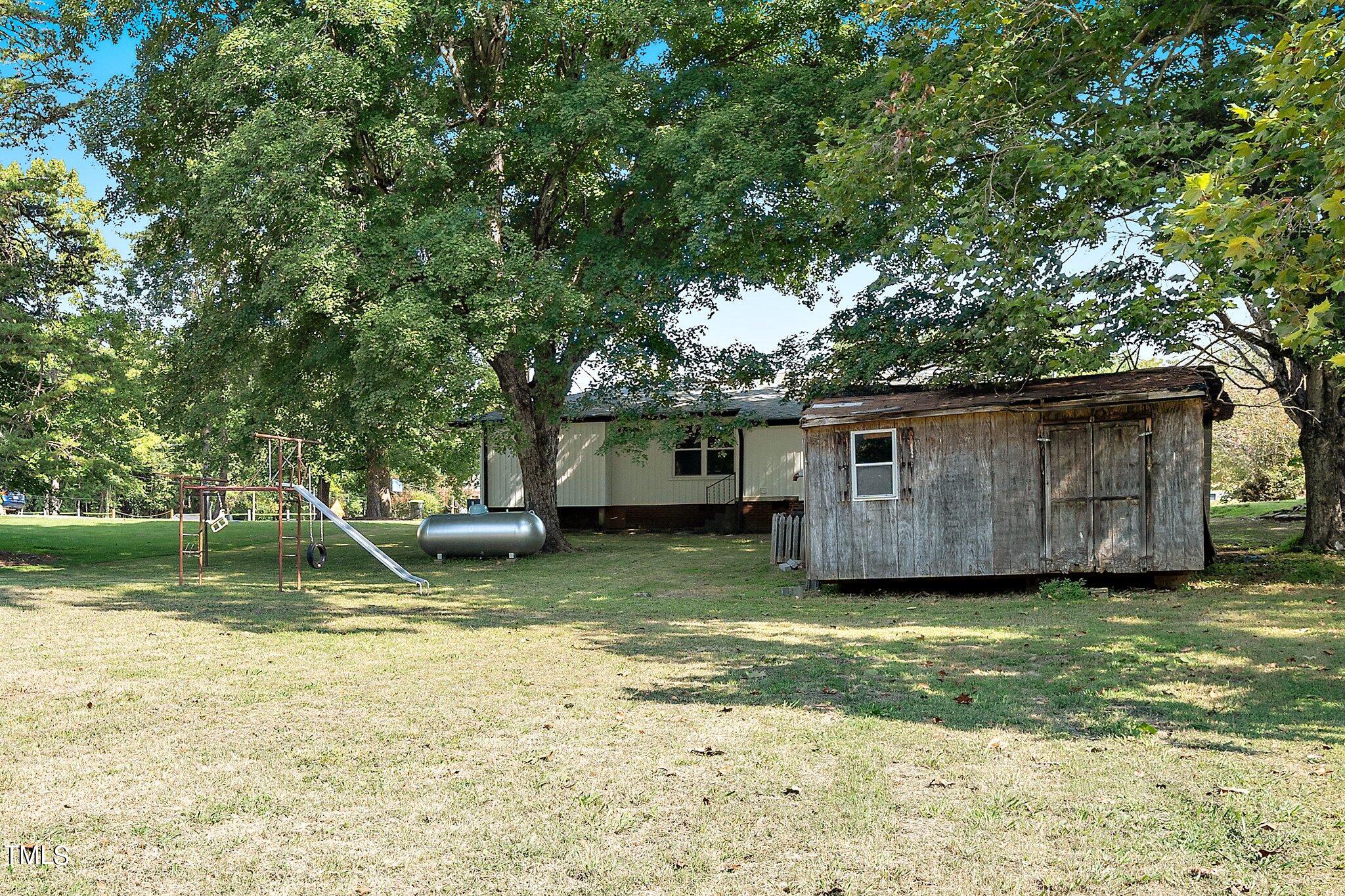 1443 E Main Street