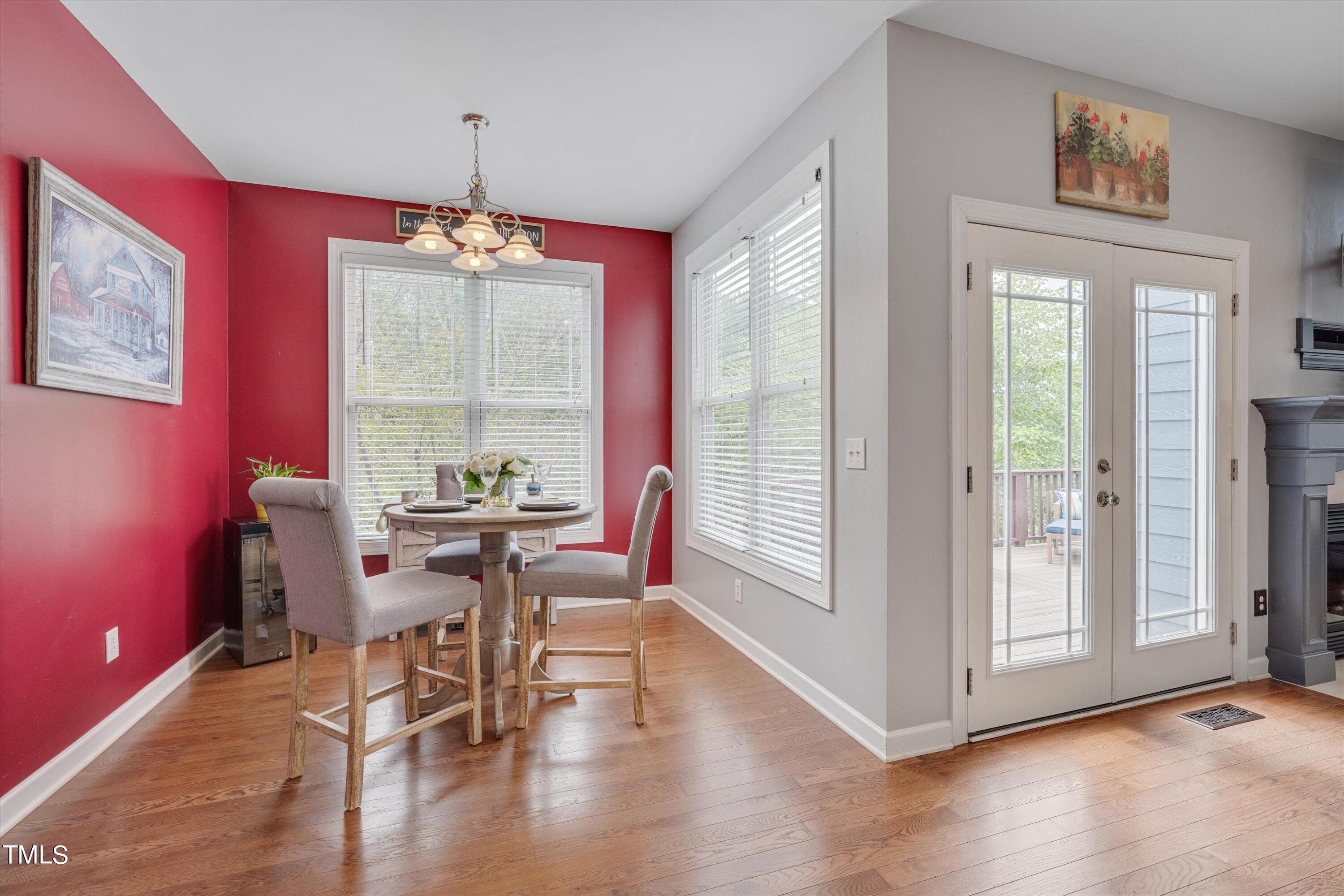 3220 Suncrest Village Lane