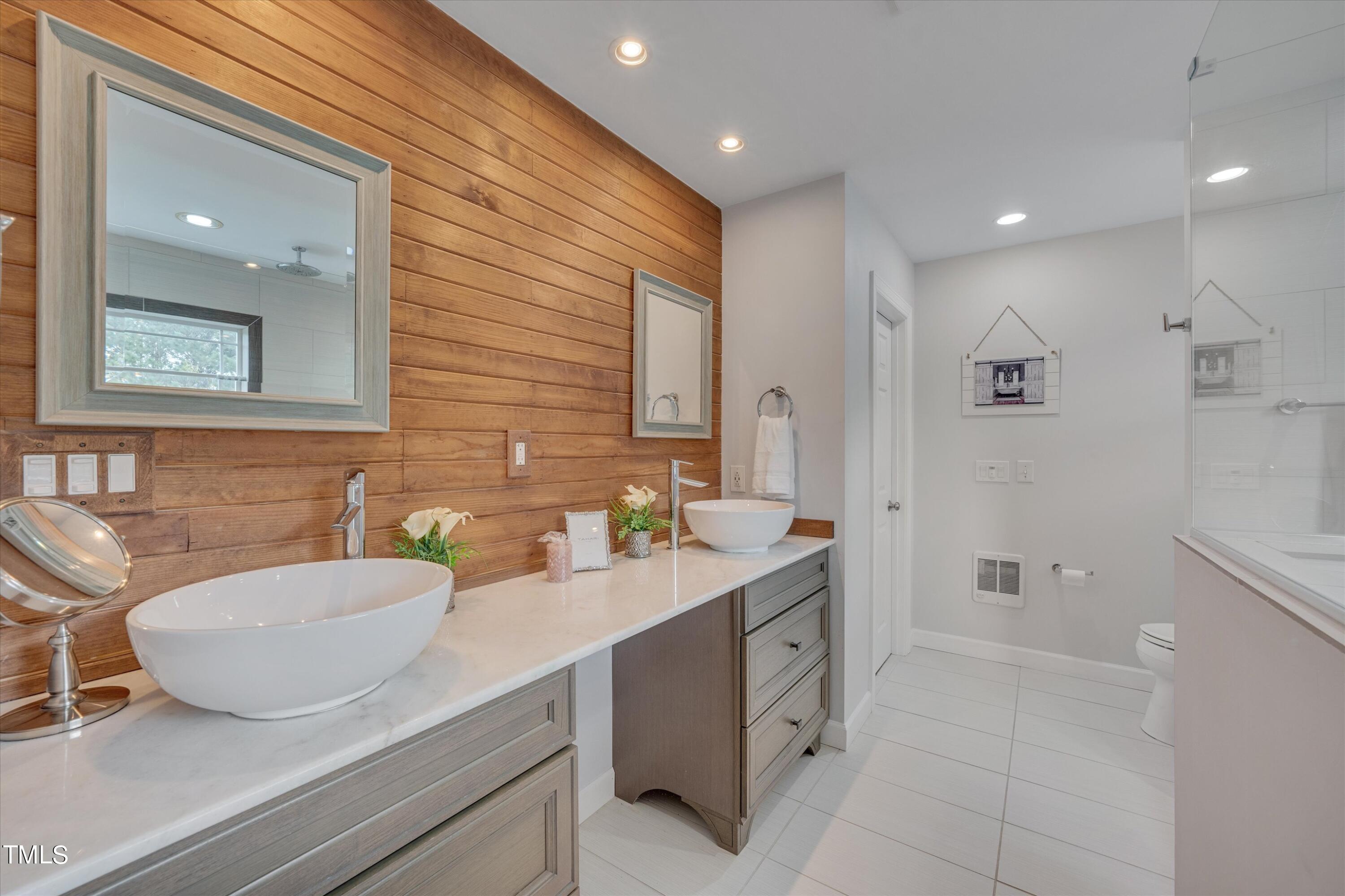 3220 Suncrest Village Lane