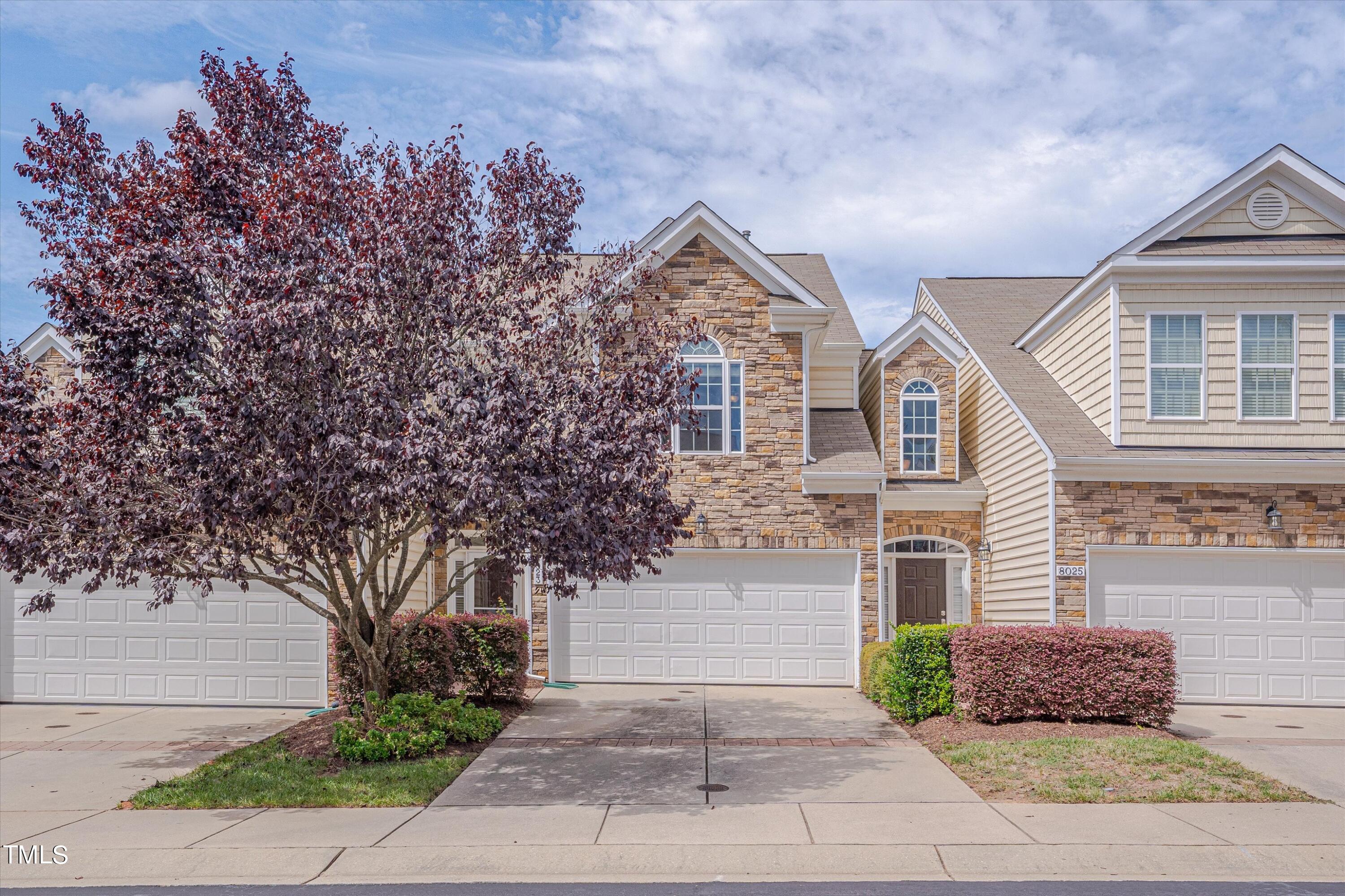 8023 Upper Lake Drive