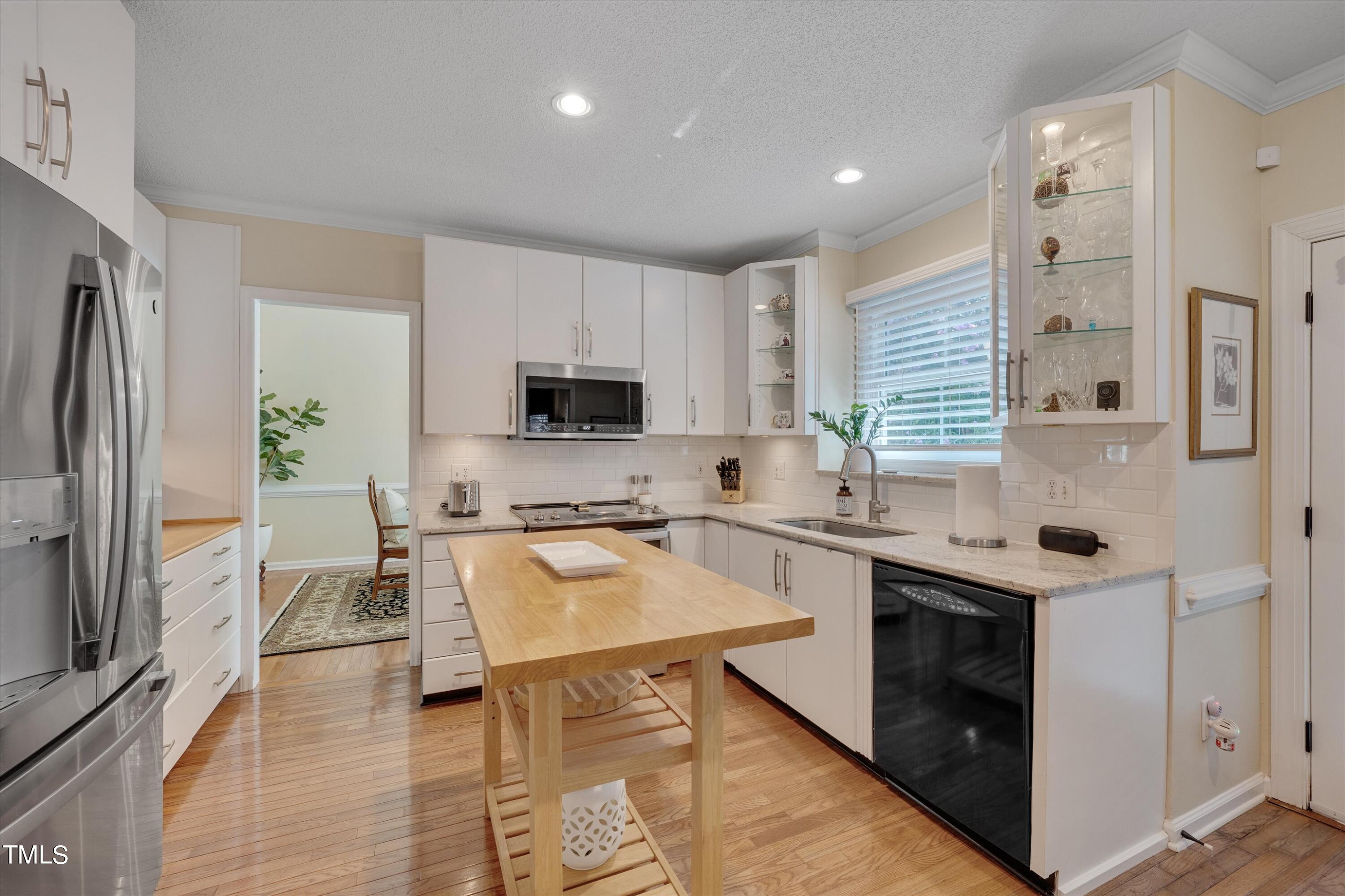 9432 Cartersville Court