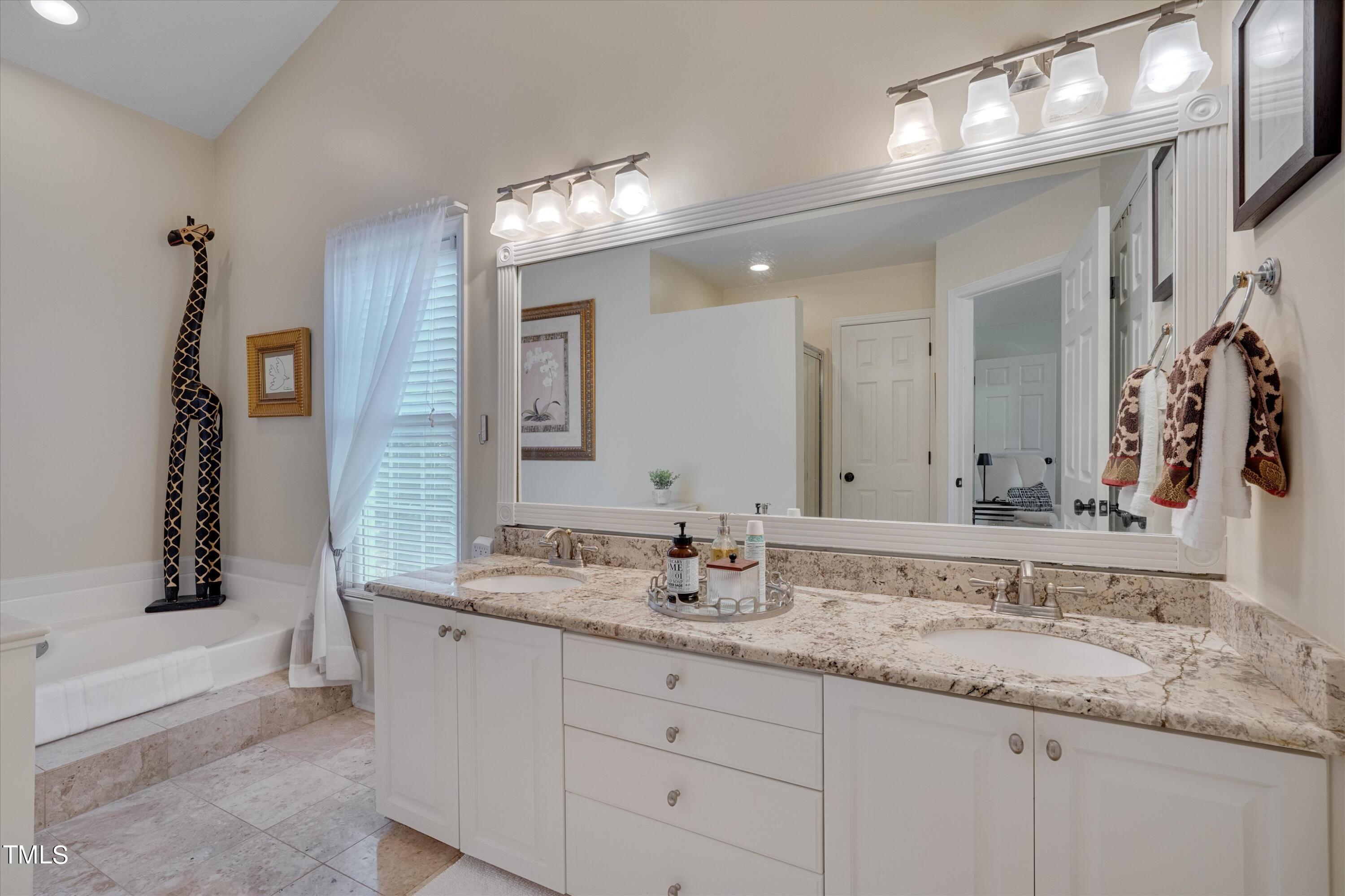9432 Cartersville Court