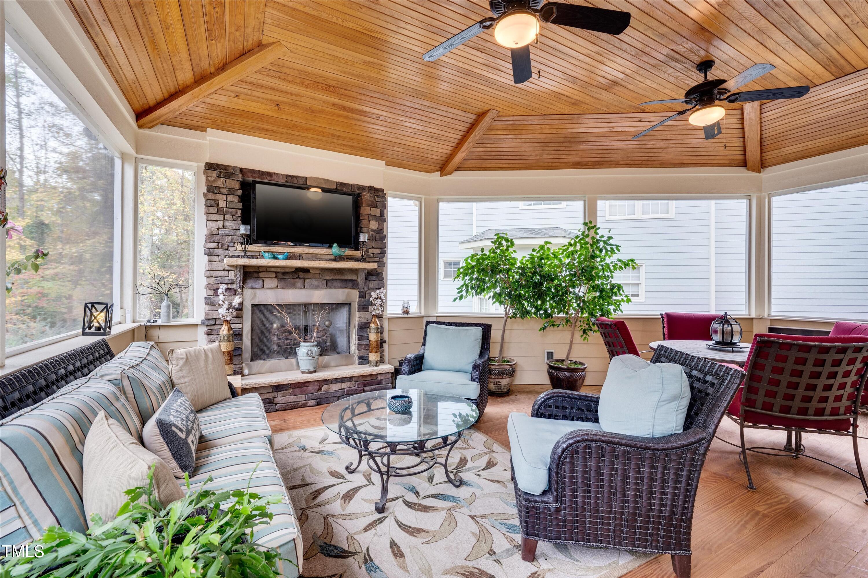 8308 Cazavini Court