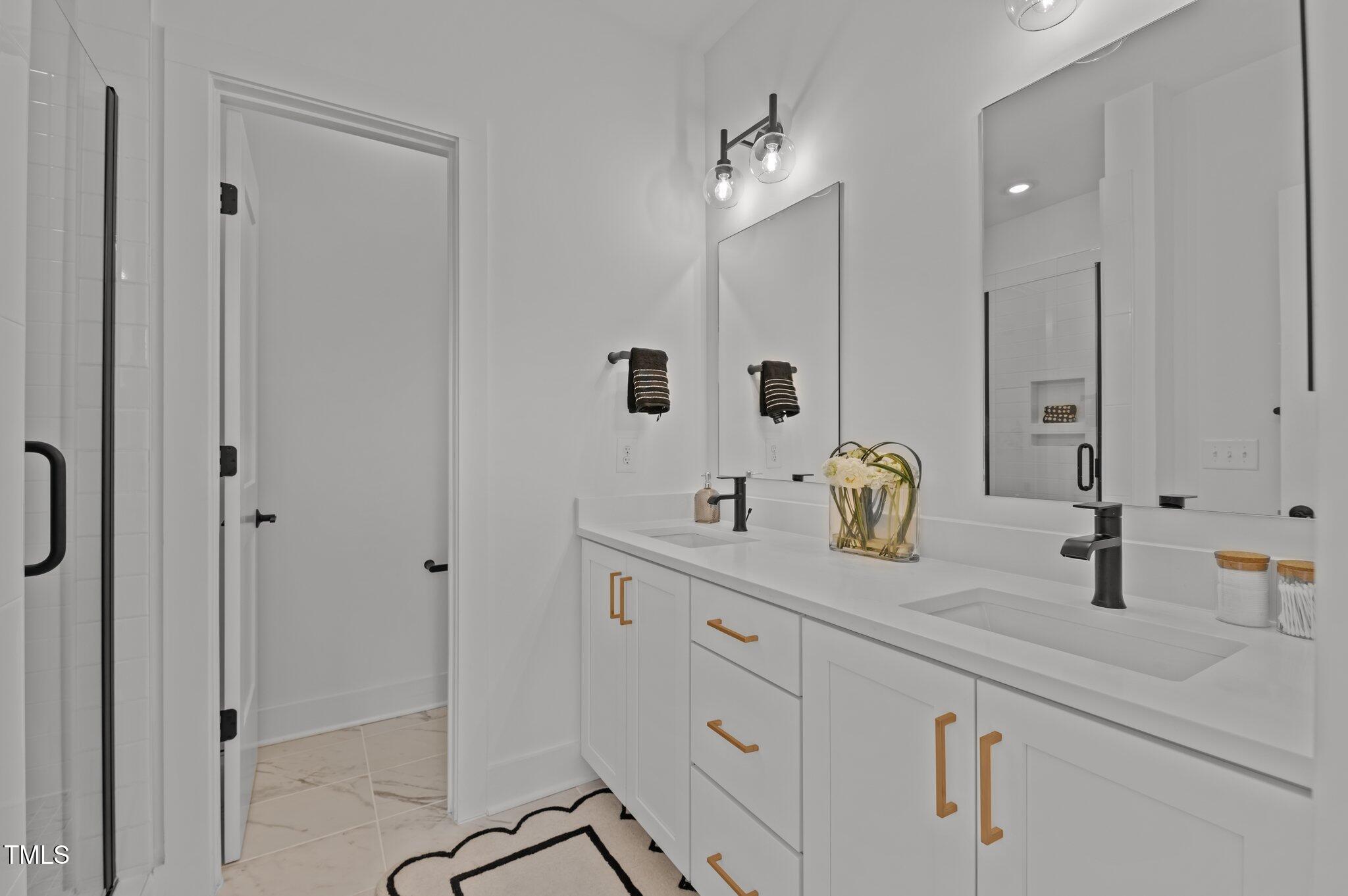 700 W North Street # 101