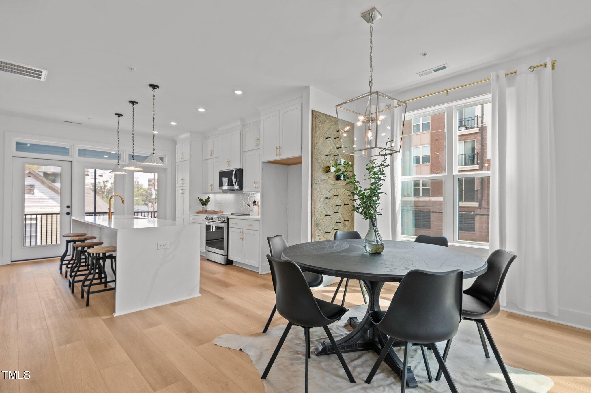 700 W North Street # 101