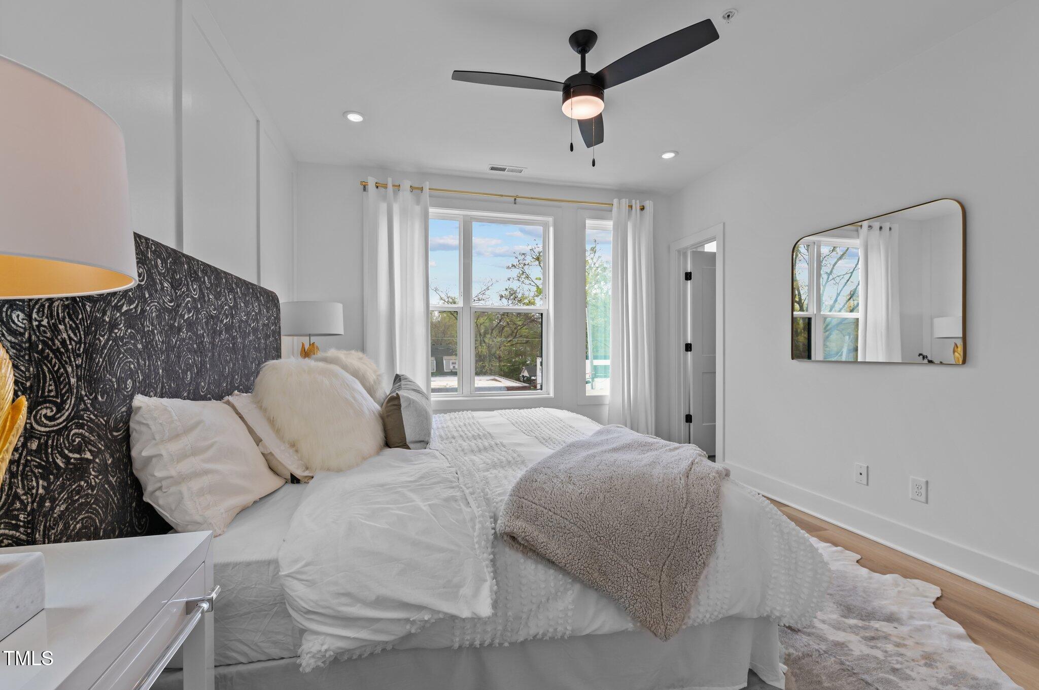 700 W North Street # 101