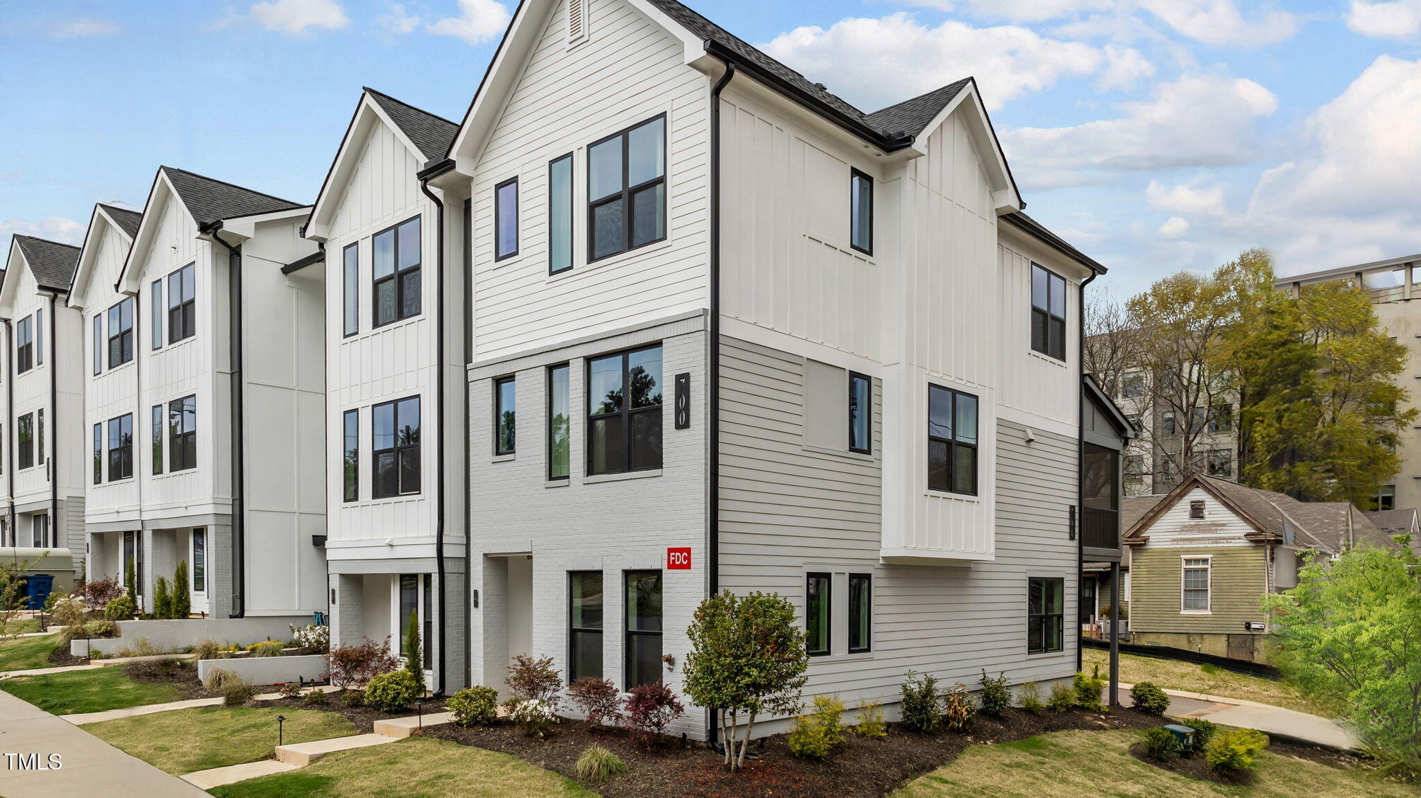 700 W North Street # 101