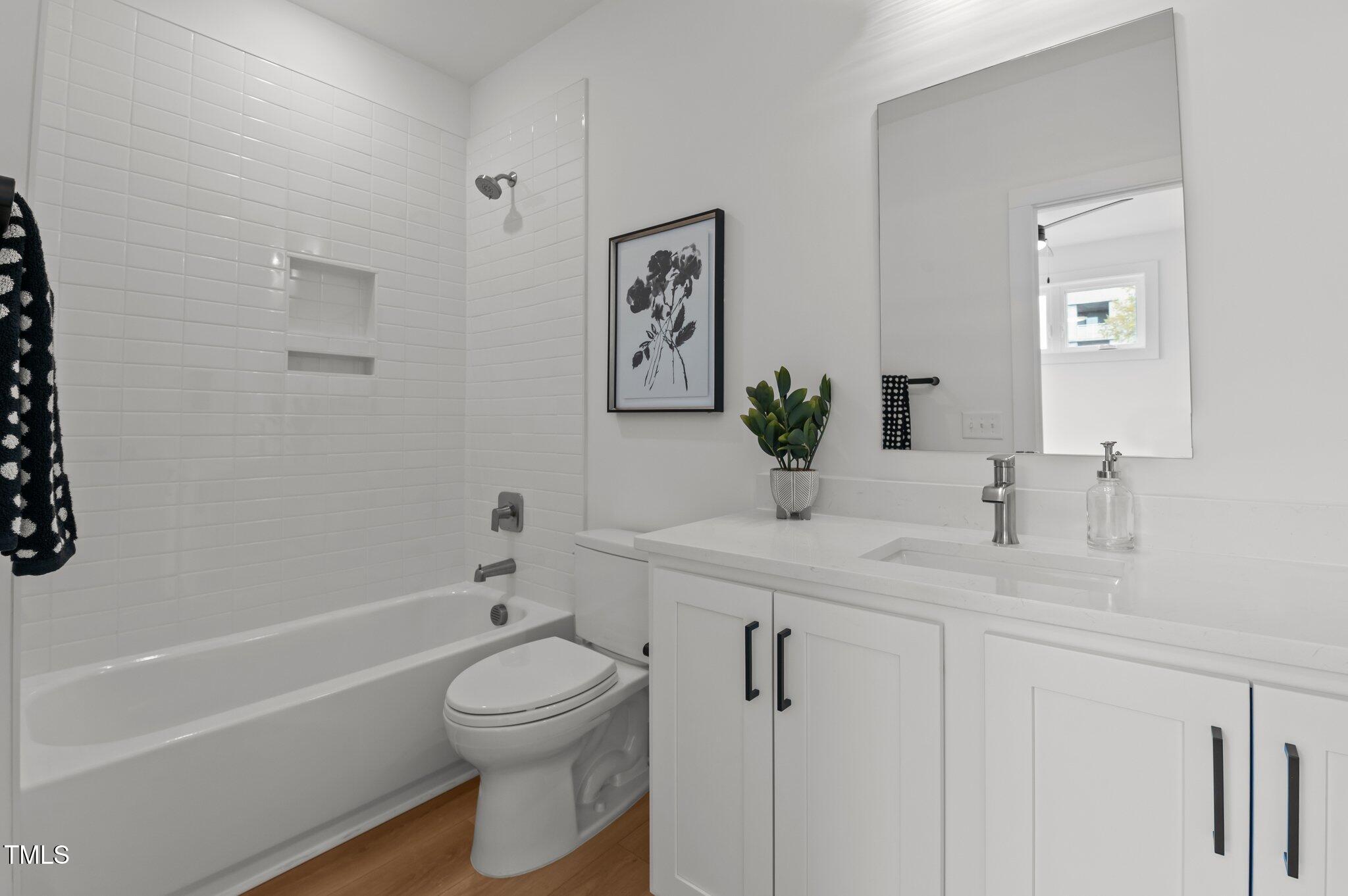 700 W North Street # 101