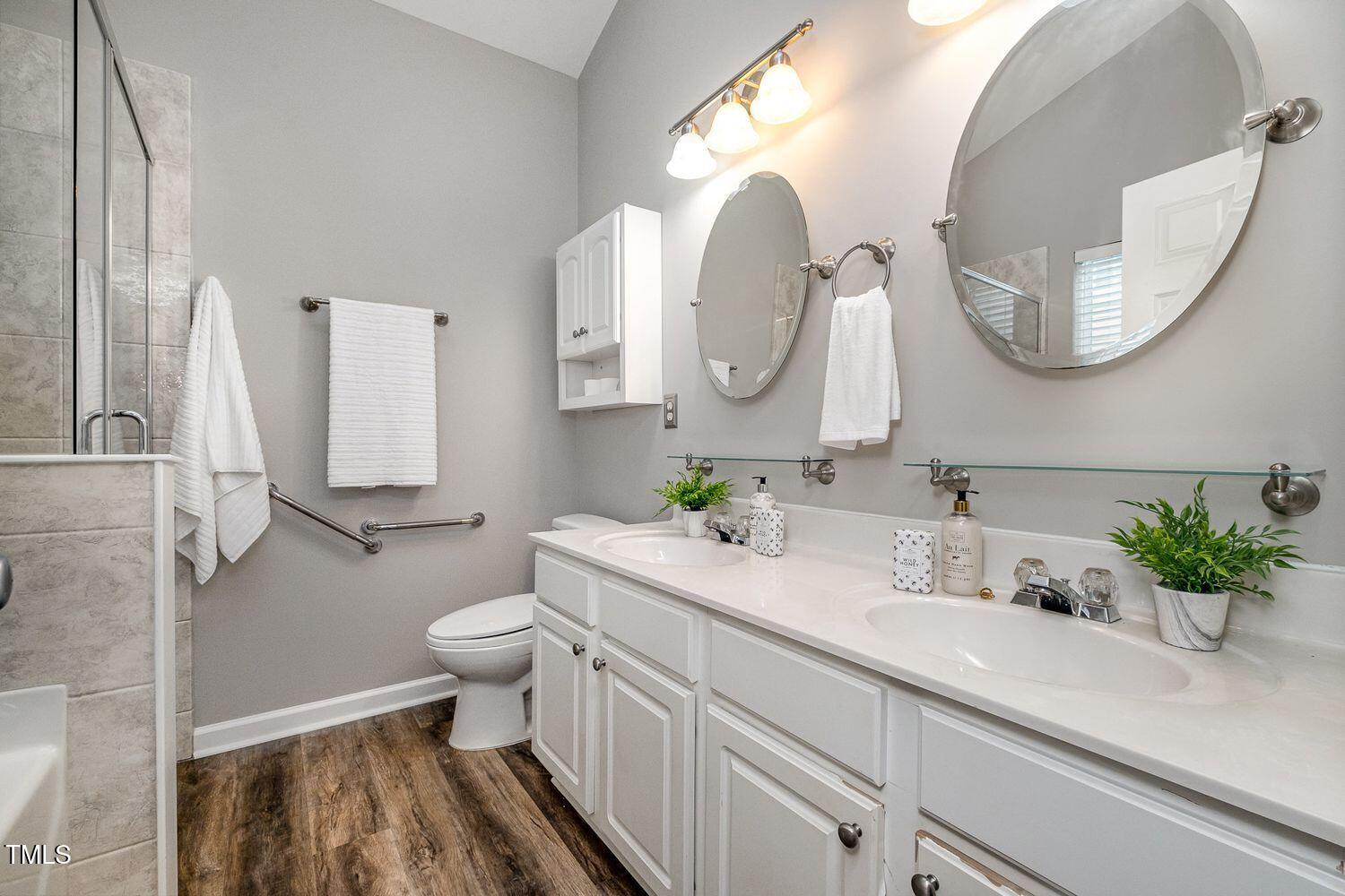 8437 Whisper Ridge Place