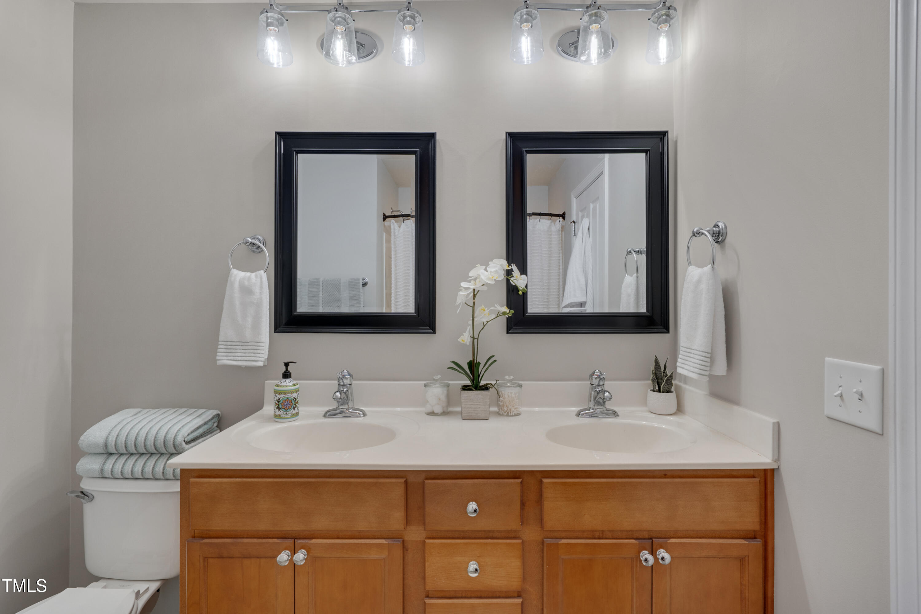 8404 Saltwood Place Place