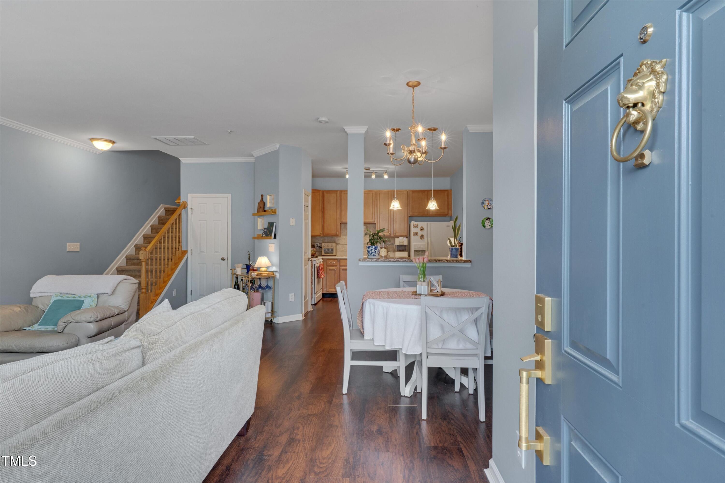 2210 Raven Road # 106