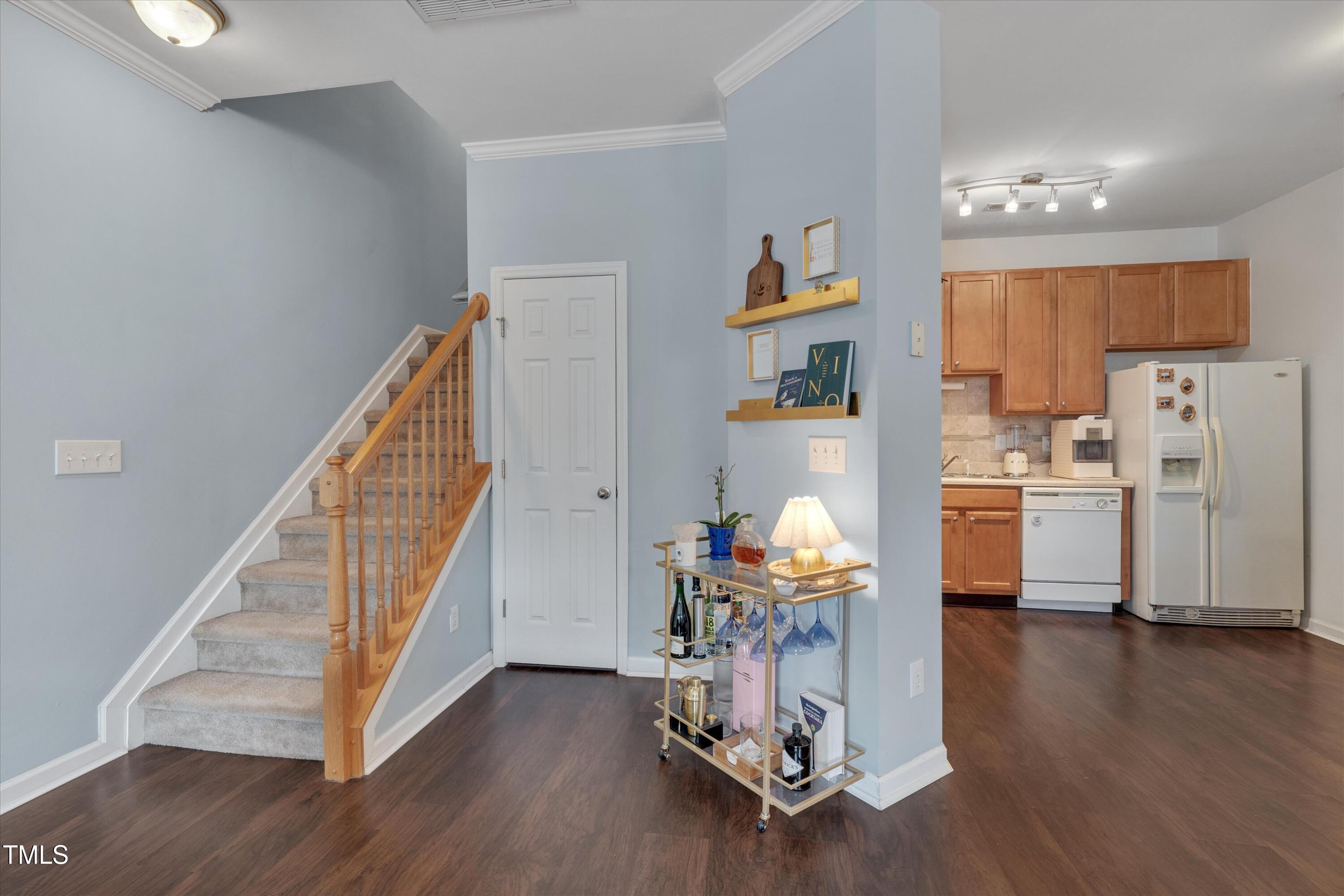 2210 Raven Road # 106