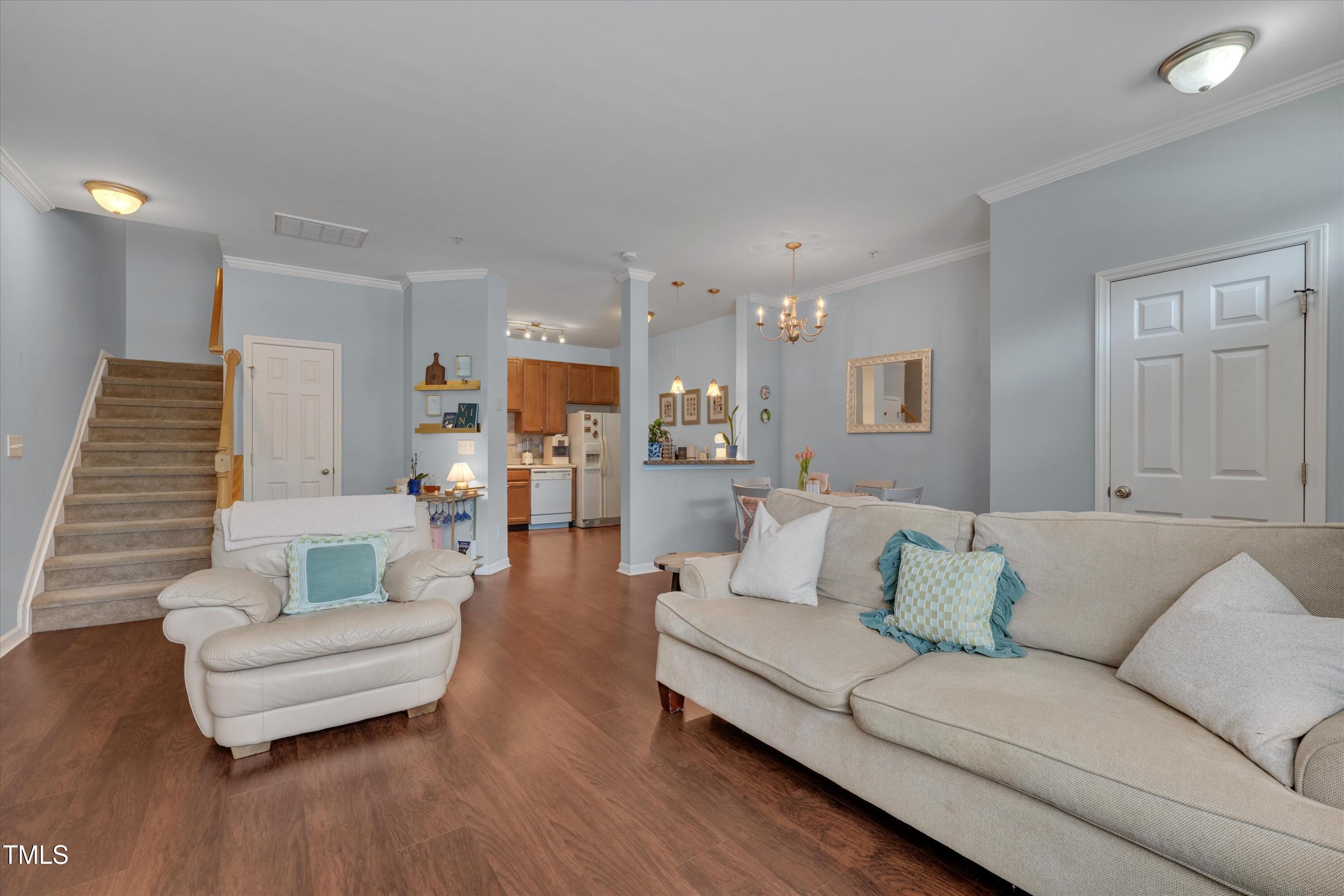 2210 Raven Road # 106