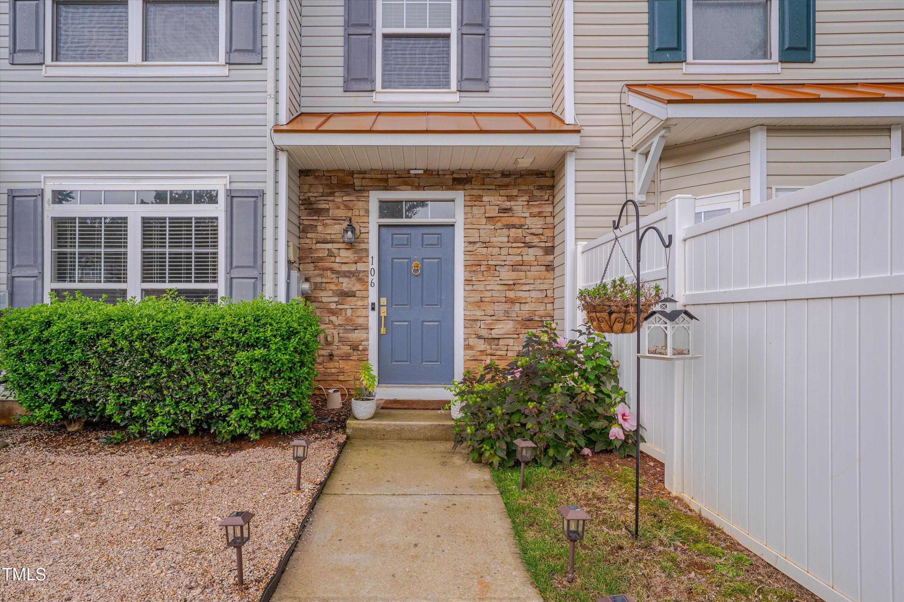 2210 Raven Road # 106