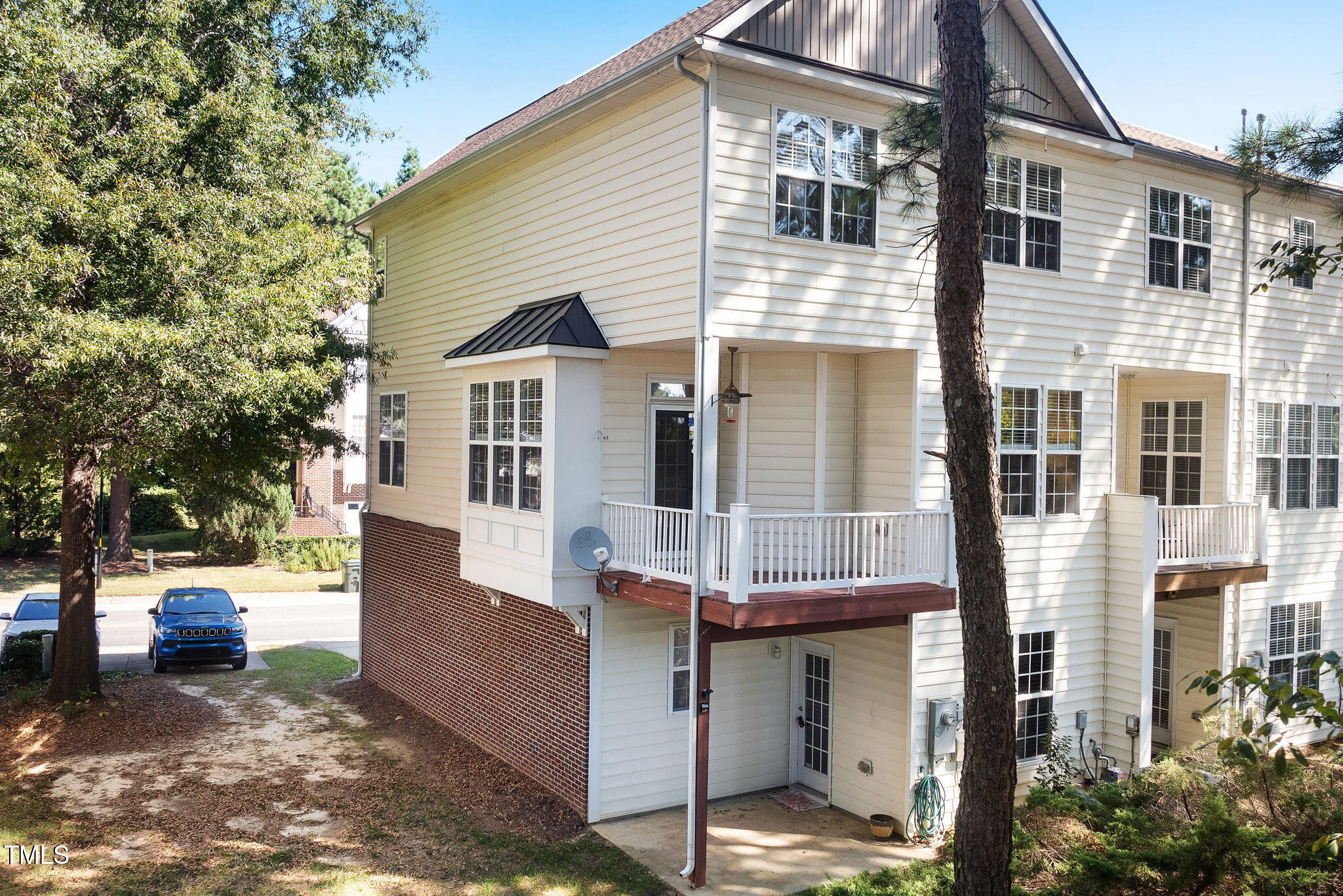 4513 Pale Moss Drive