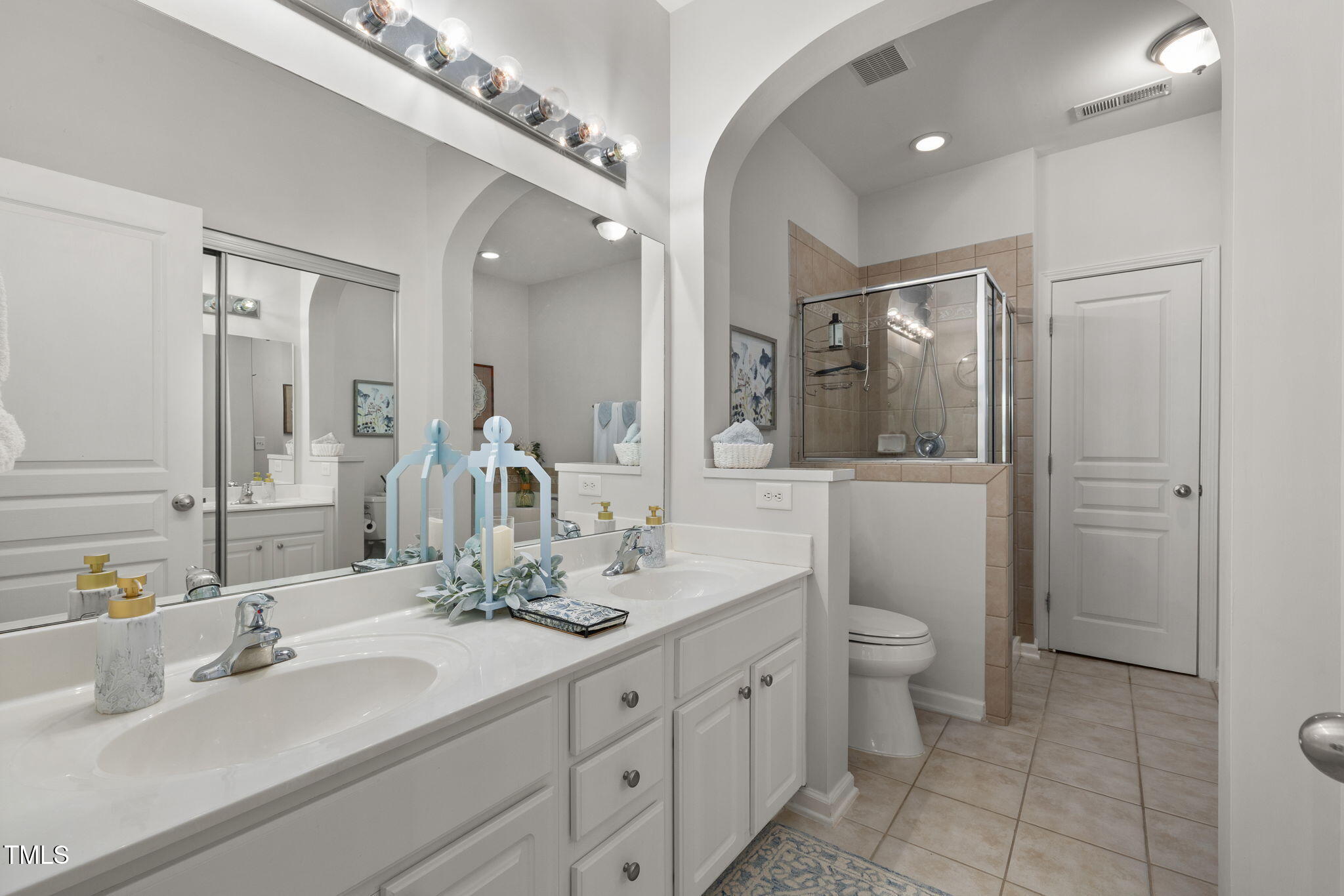 4513 Pale Moss Drive