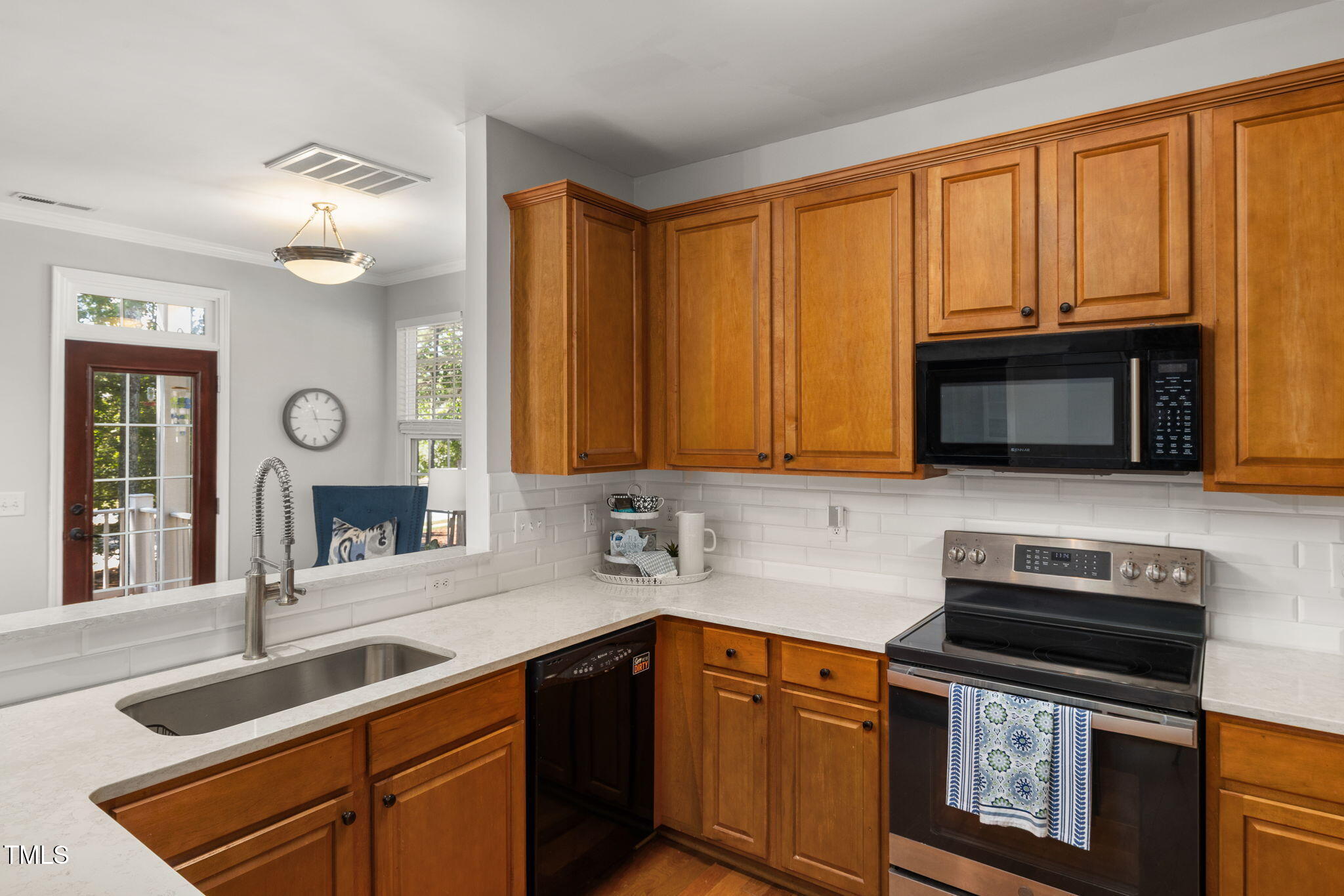 4513 Pale Moss Drive