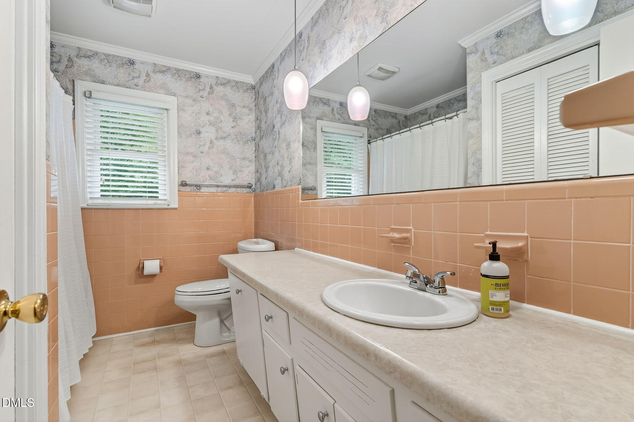 4206 Laurel Ridge Drive