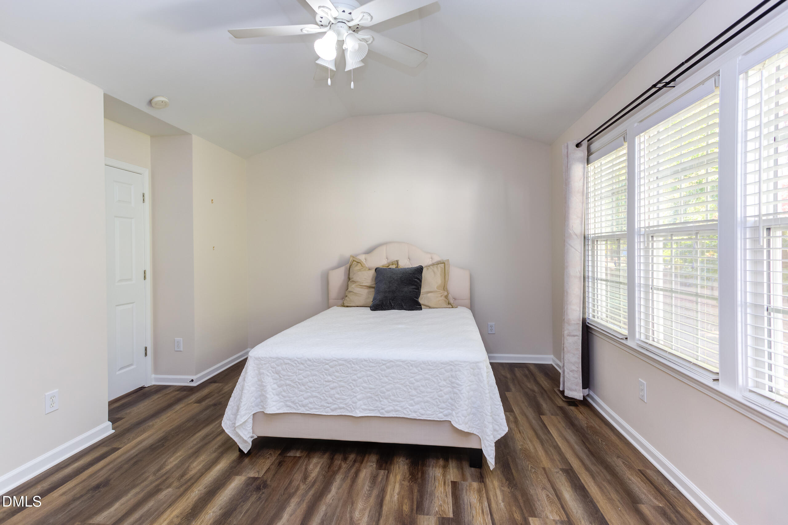 5640 Picnic Rock Lane