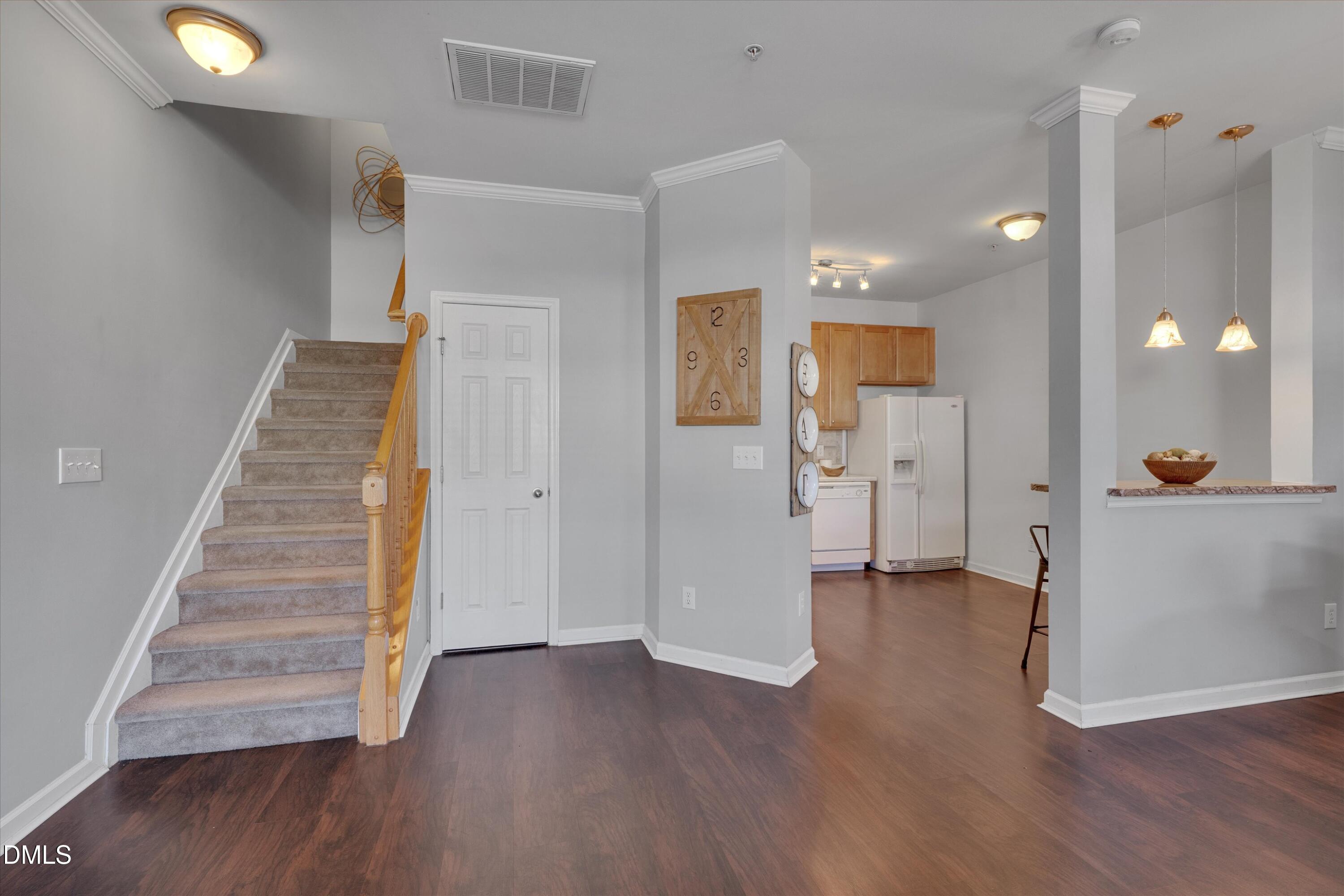 2210 Raven Road # 106