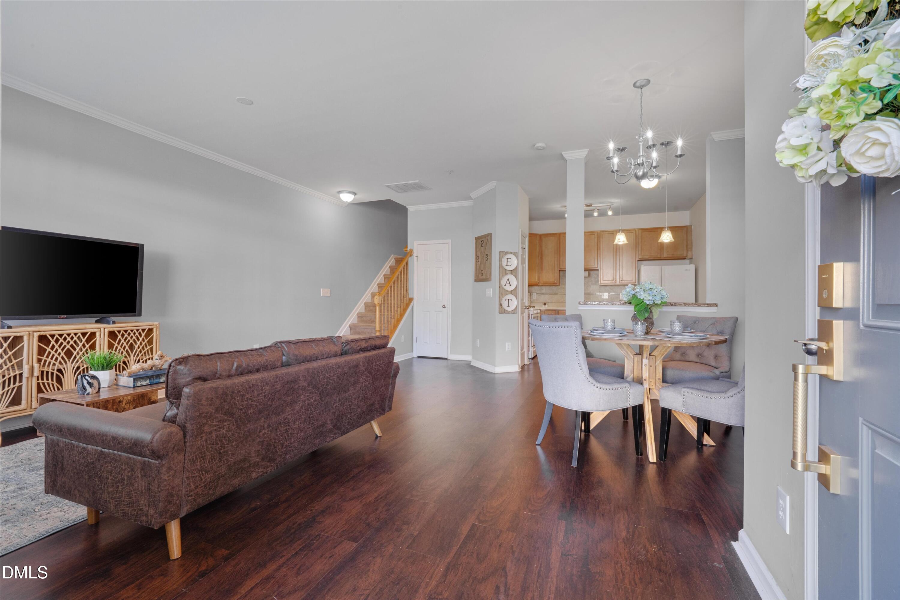 2210 Raven Road # 106