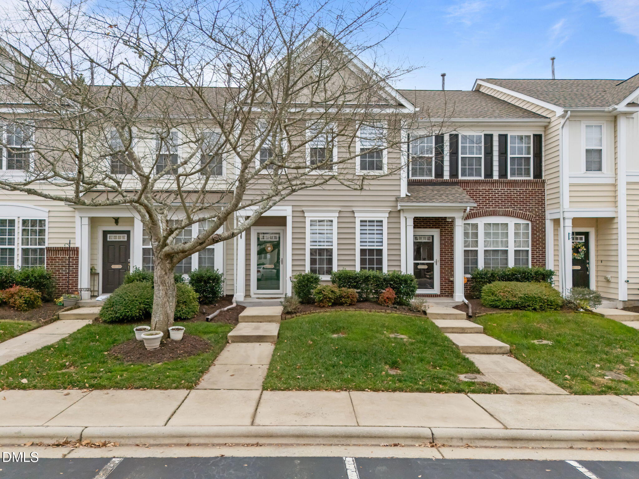 123 Grey Elm Trail