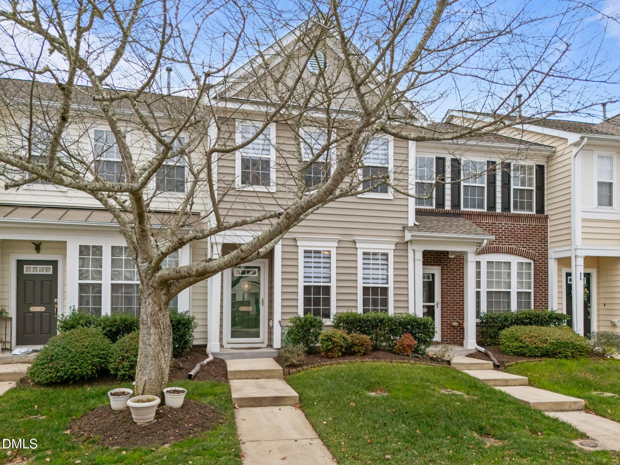 123 Grey Elm Trail