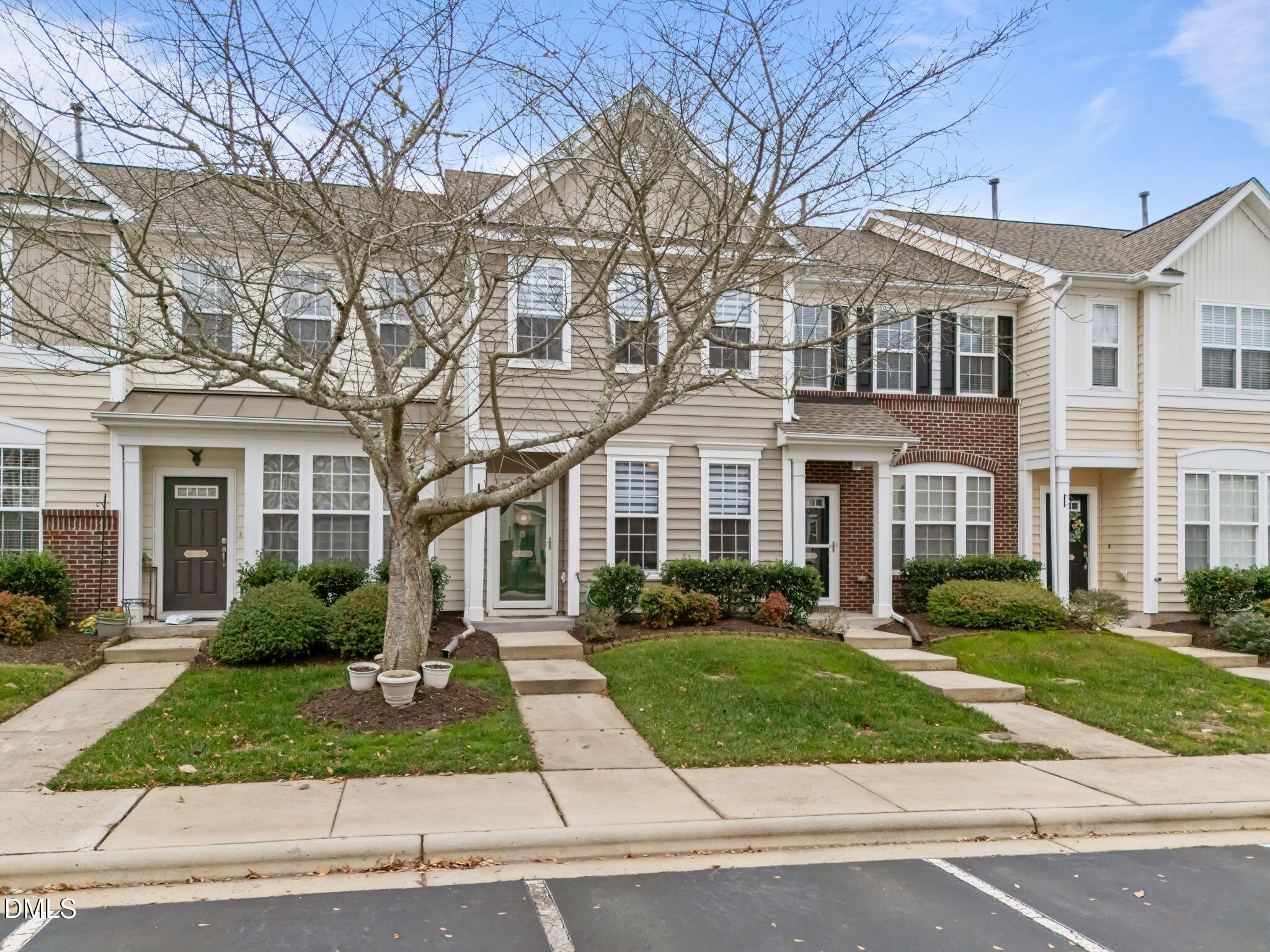 123 Grey Elm Trail