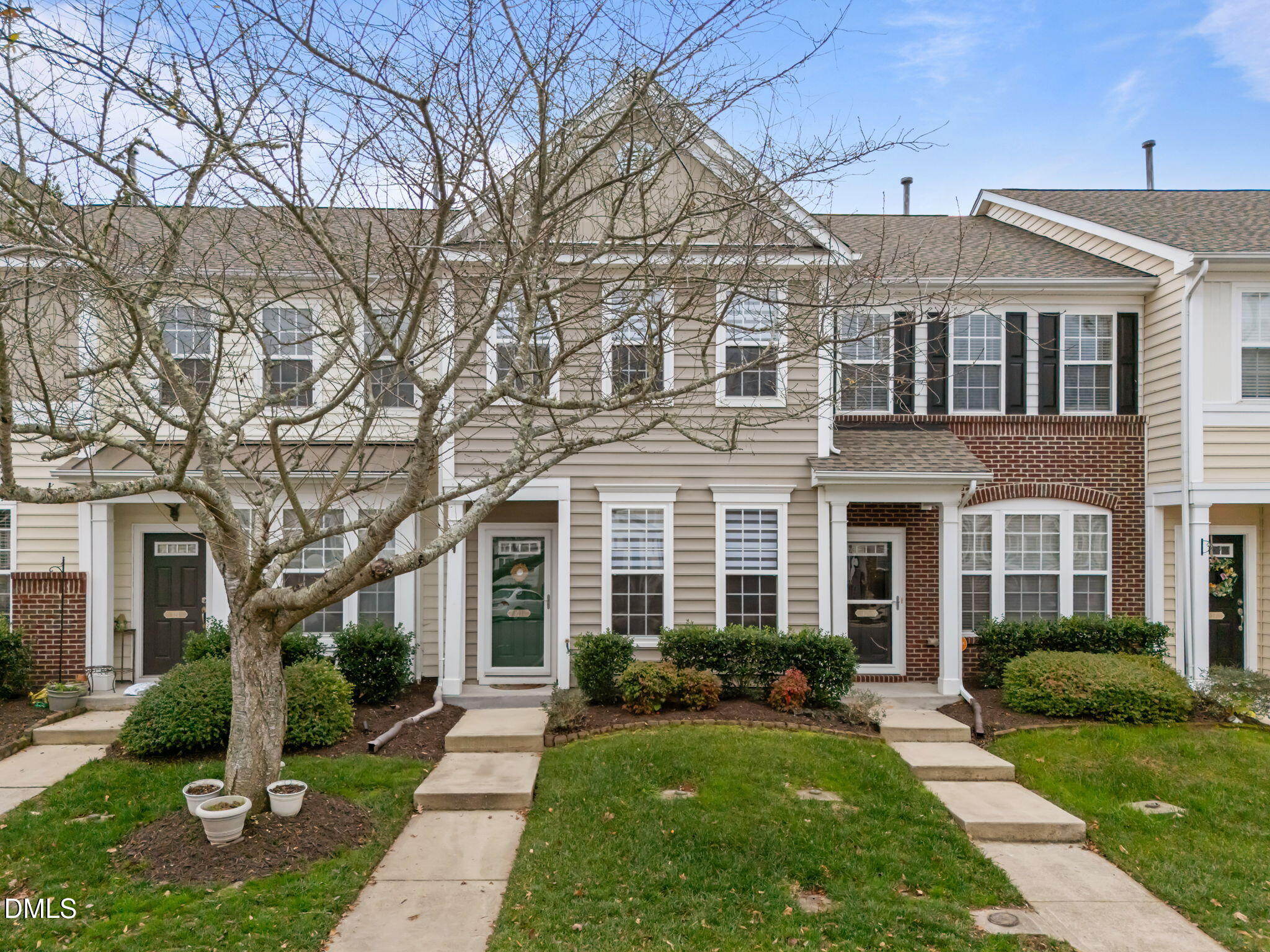 123 Grey Elm Trail
