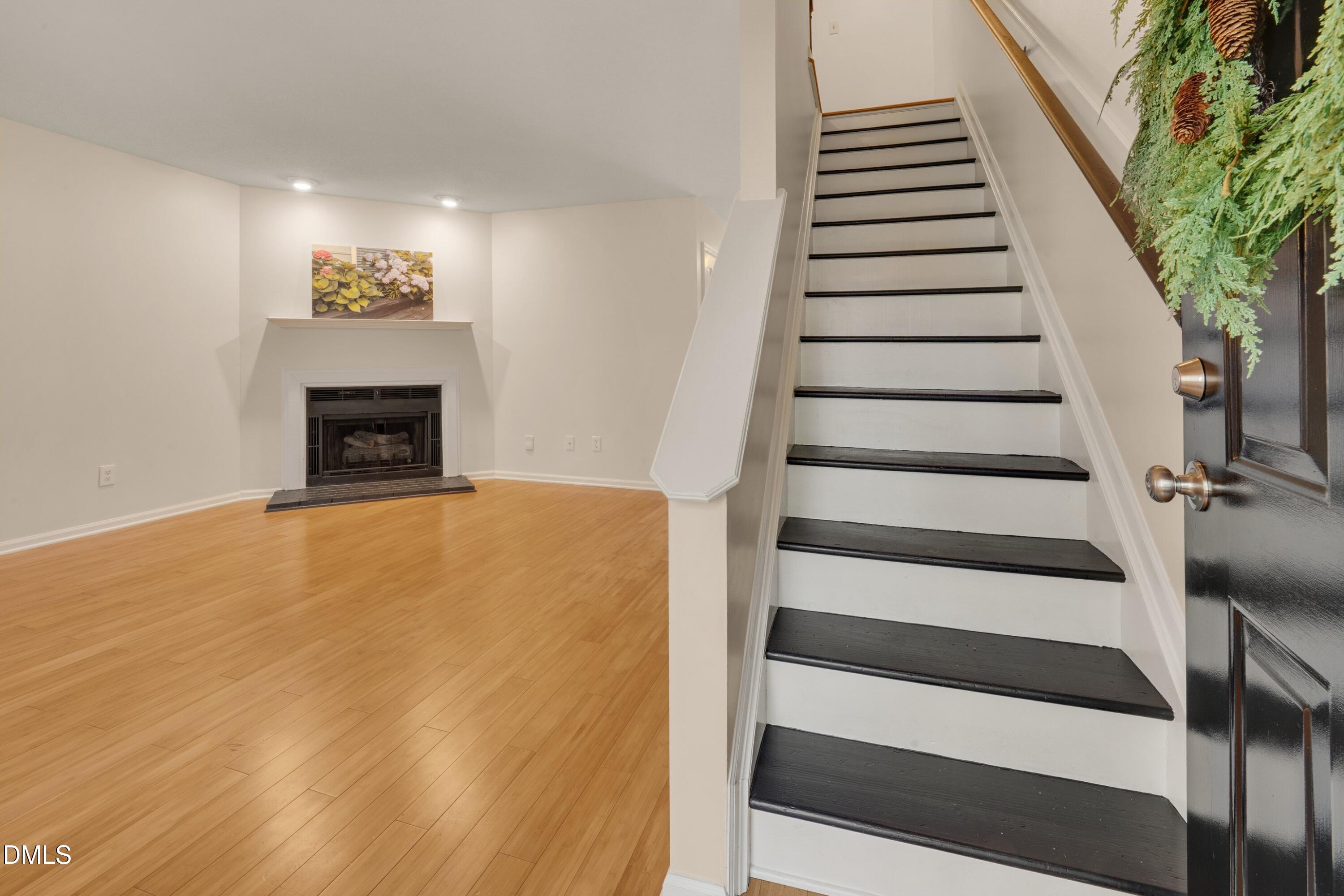 6528 Hearthstone Drive E