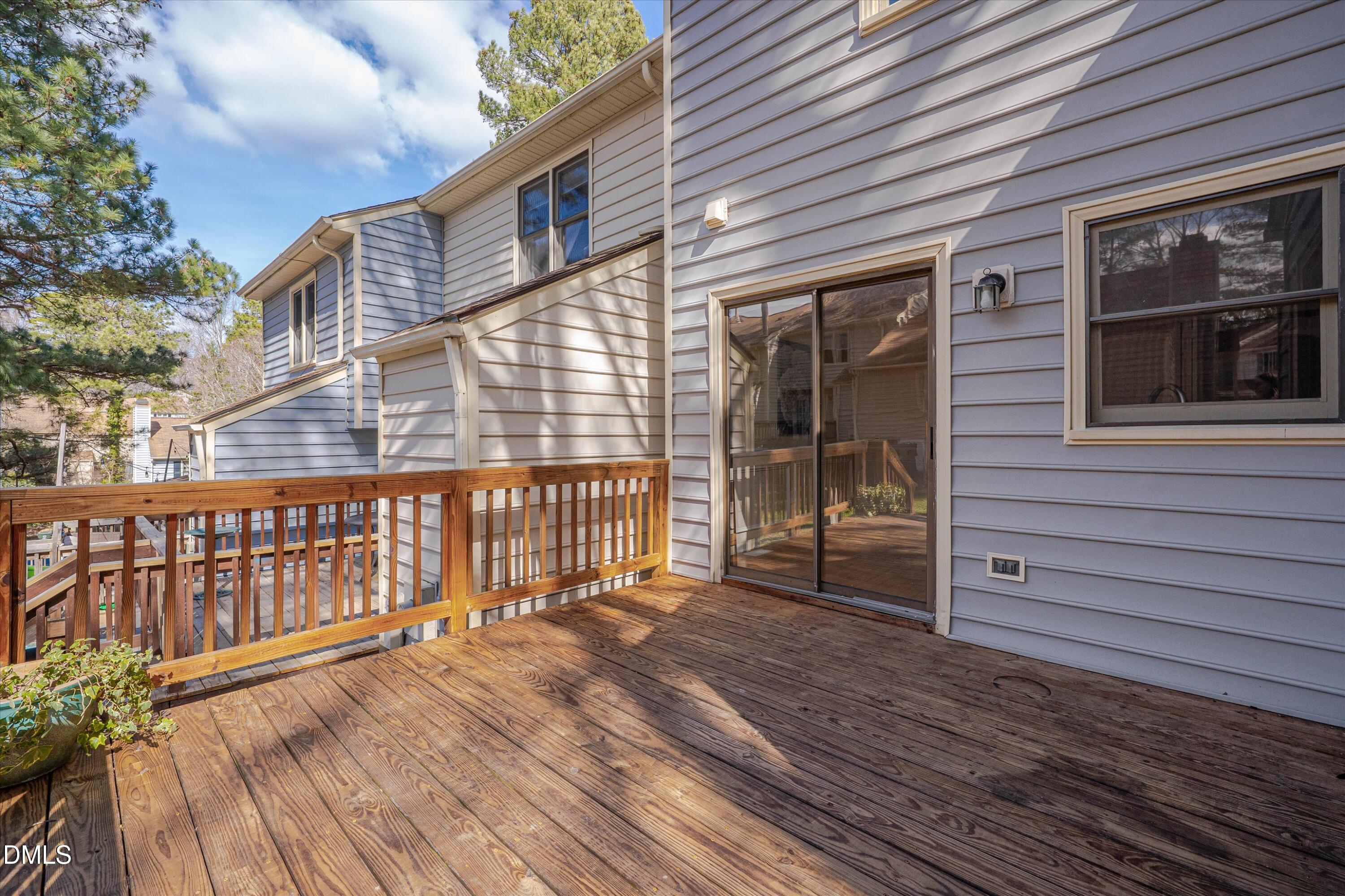 6528 Hearthstone Drive E