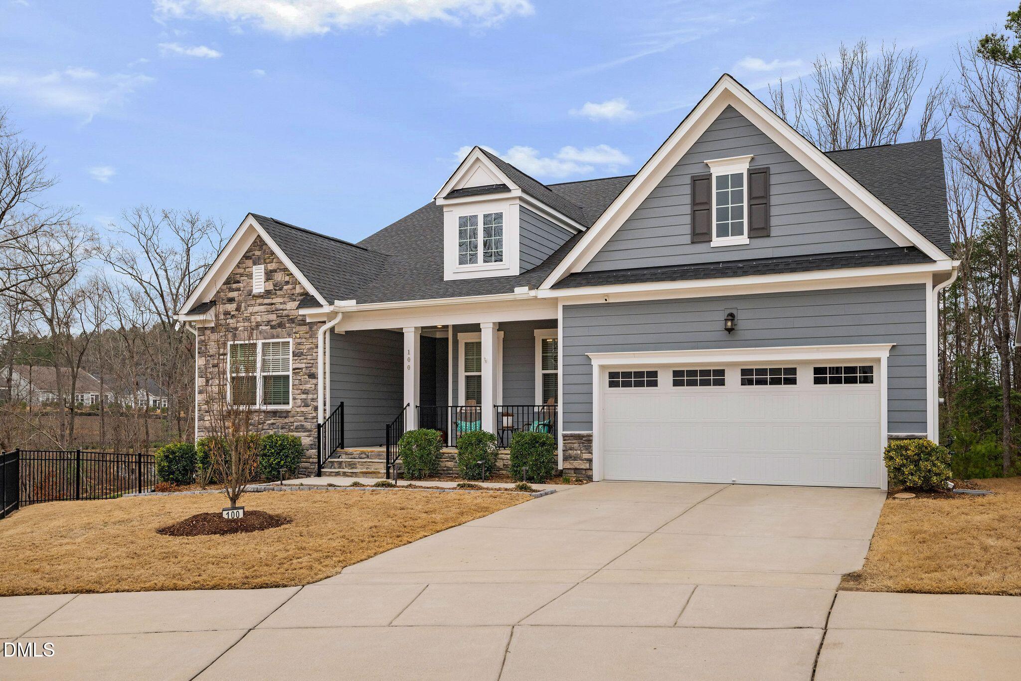 100 English Violet Lane