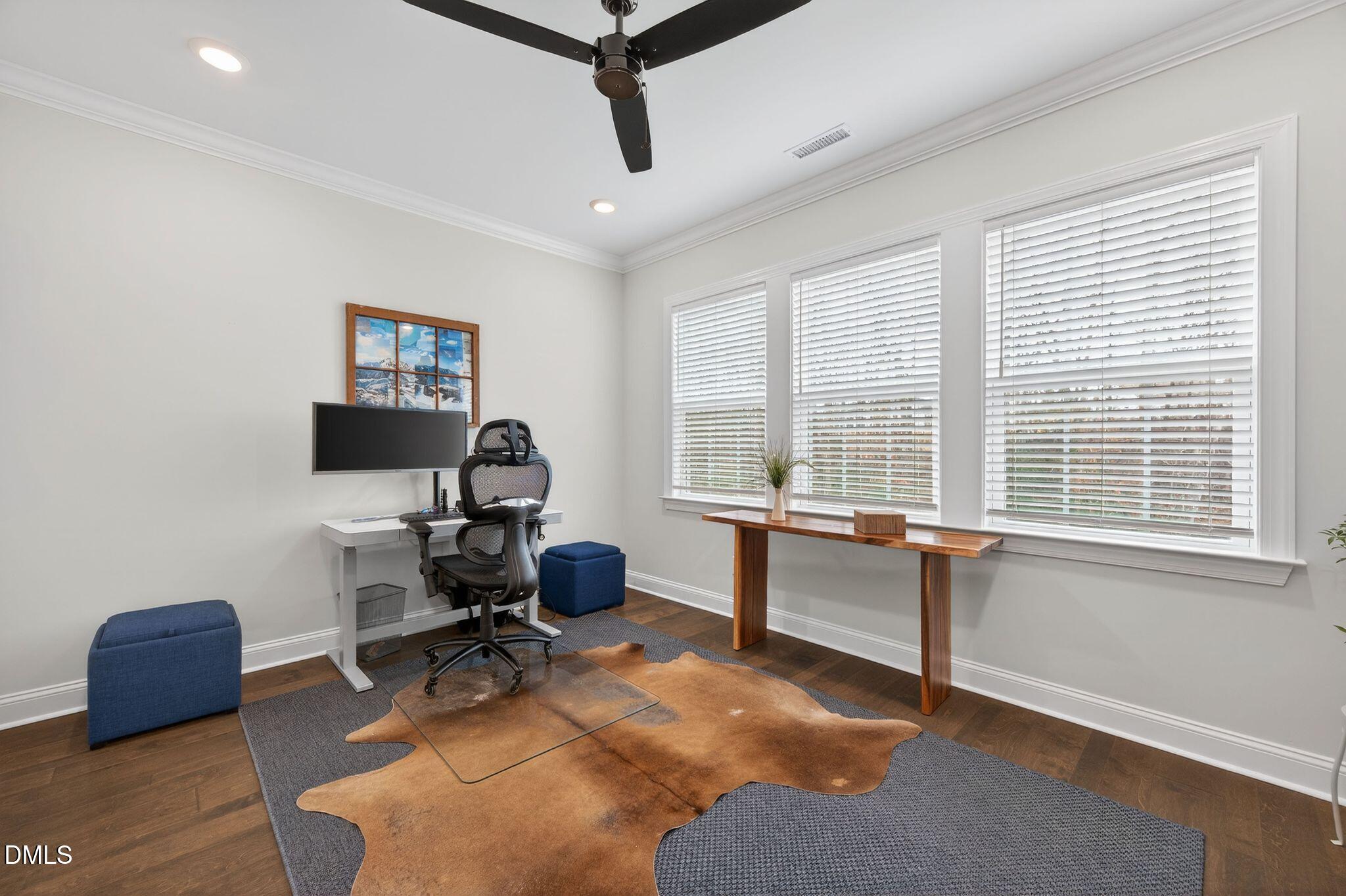 100 English Violet Lane