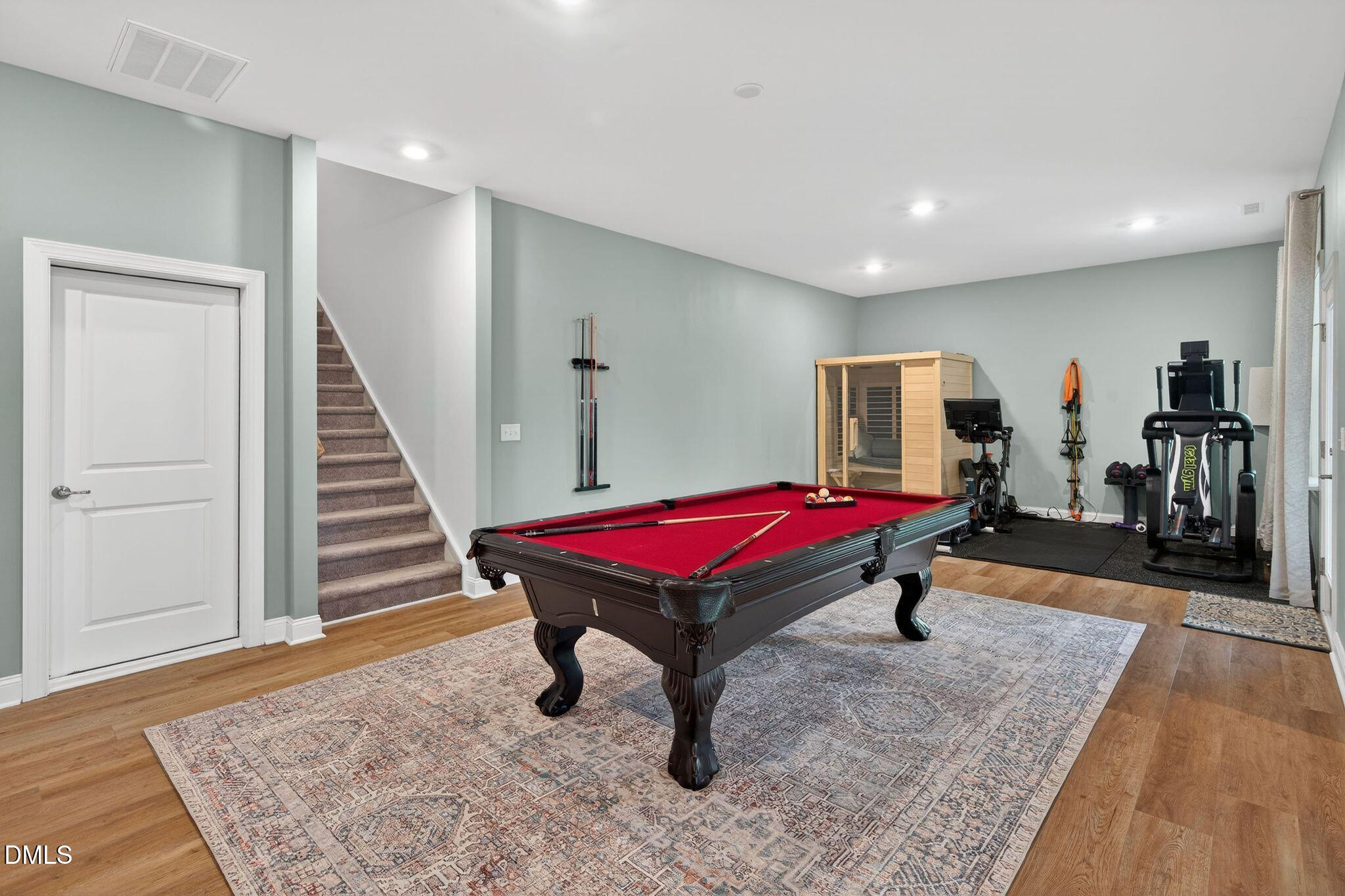 100 English Violet Lane