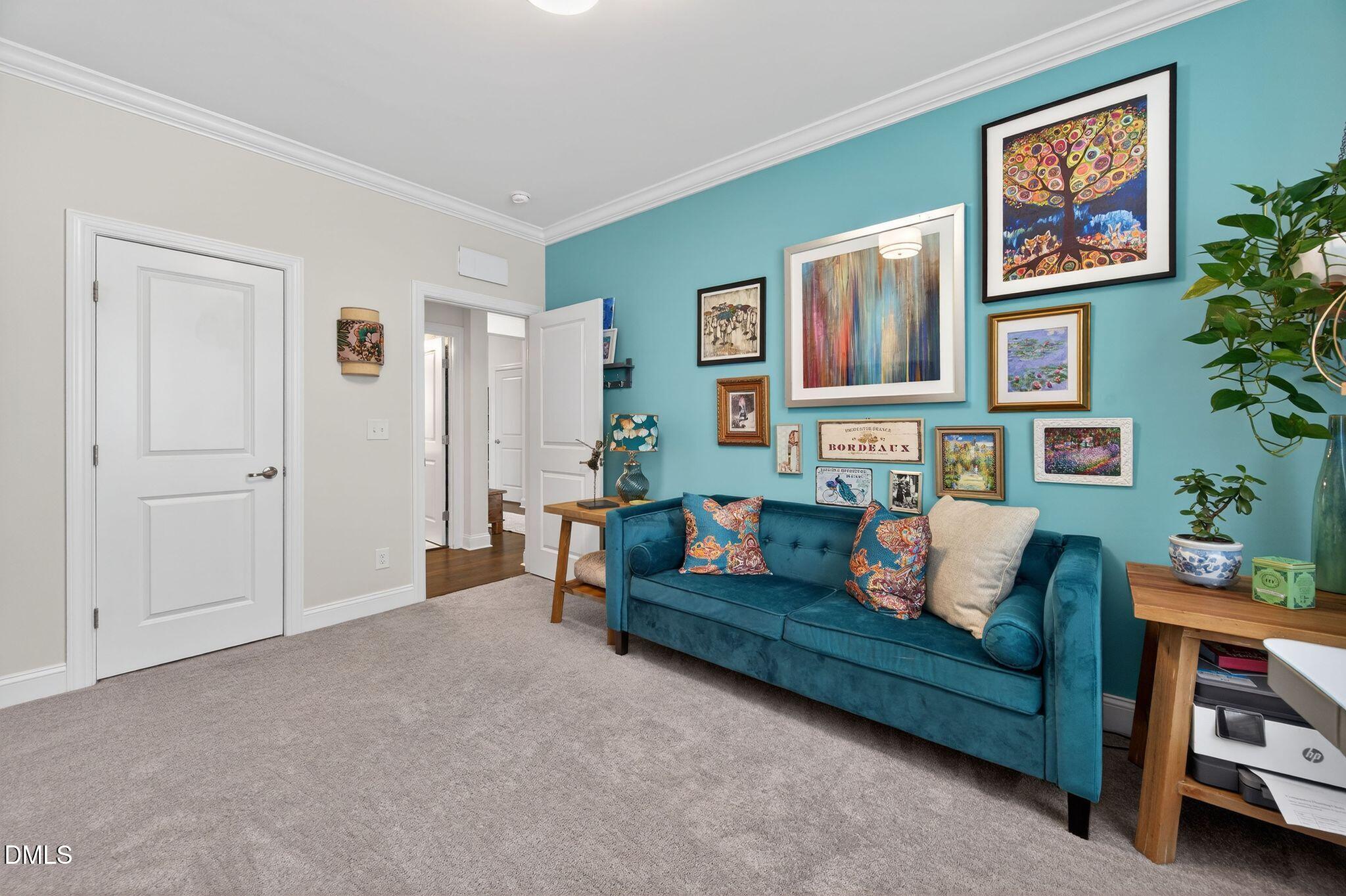 100 English Violet Lane