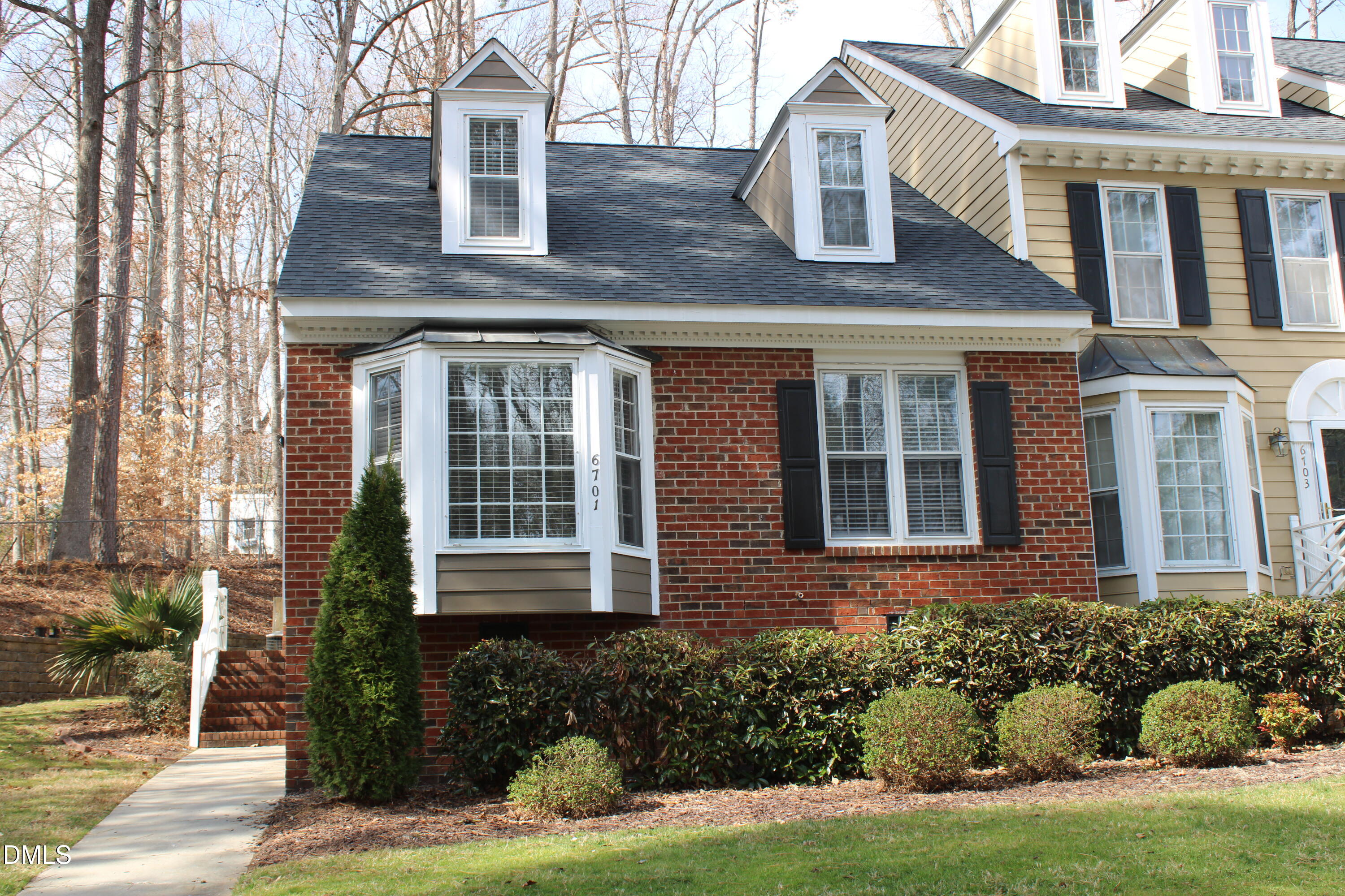 6701 Queen Annes Drive