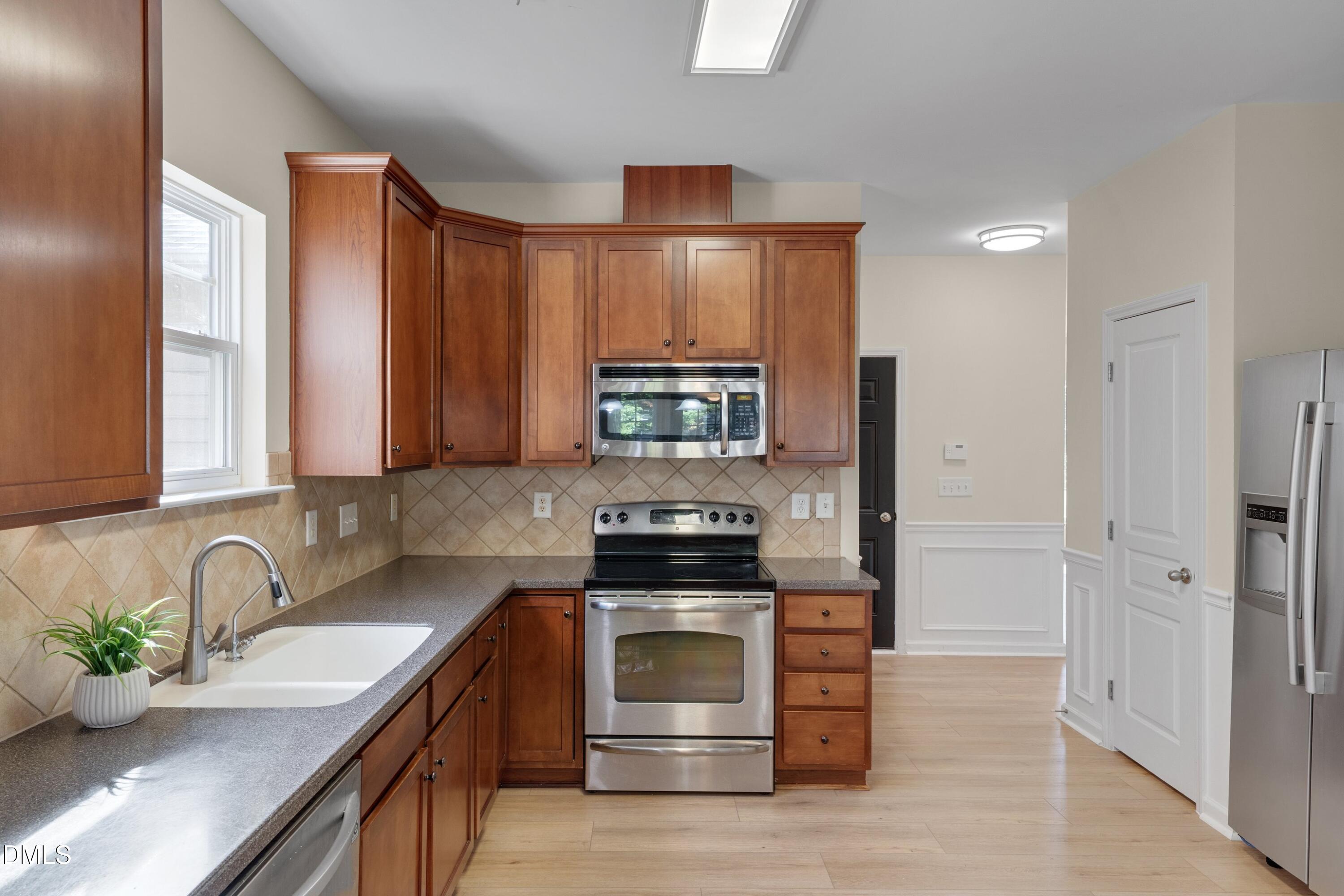 2103 Woodsdale Drive