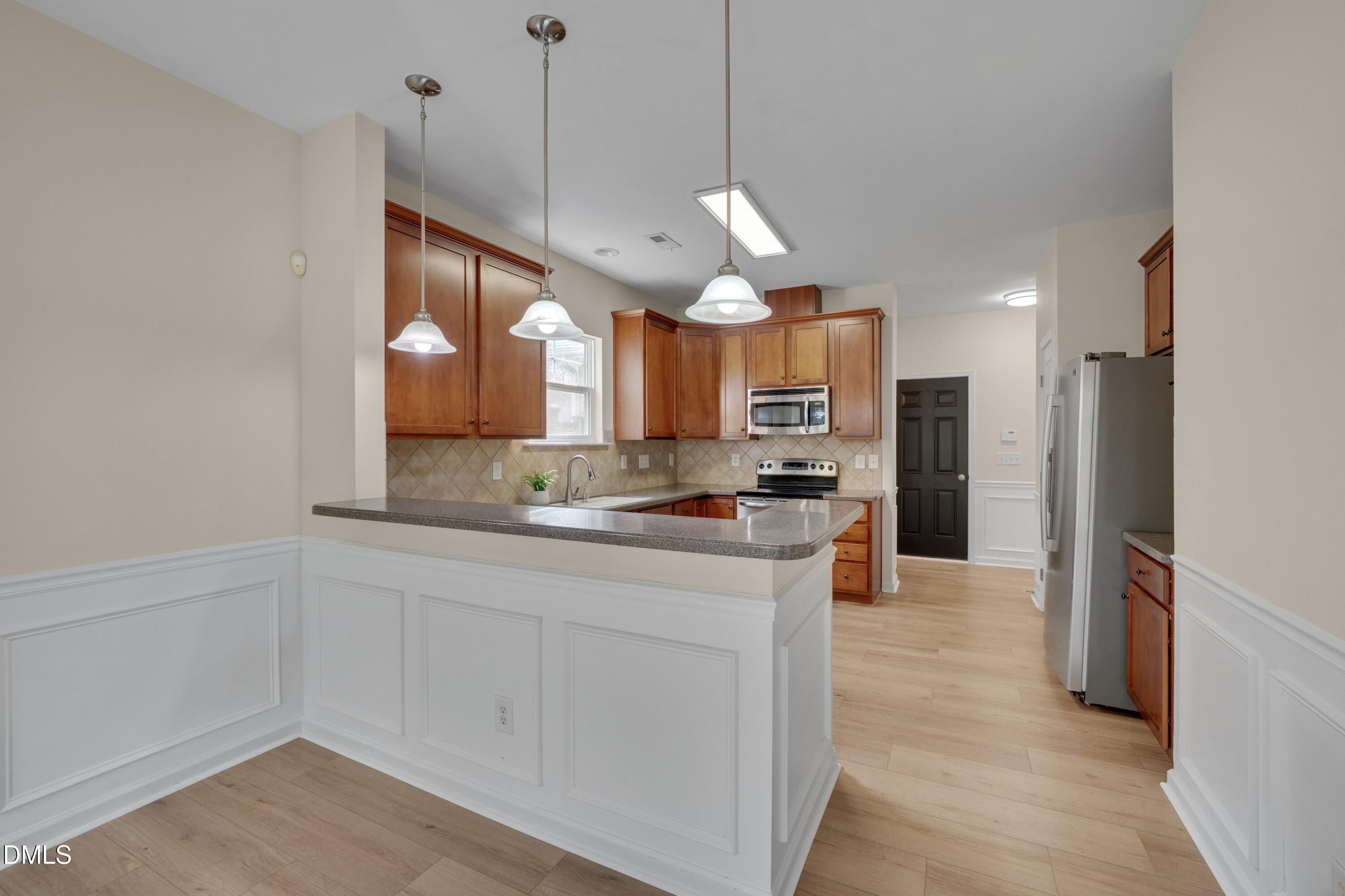 2103 Woodsdale Drive