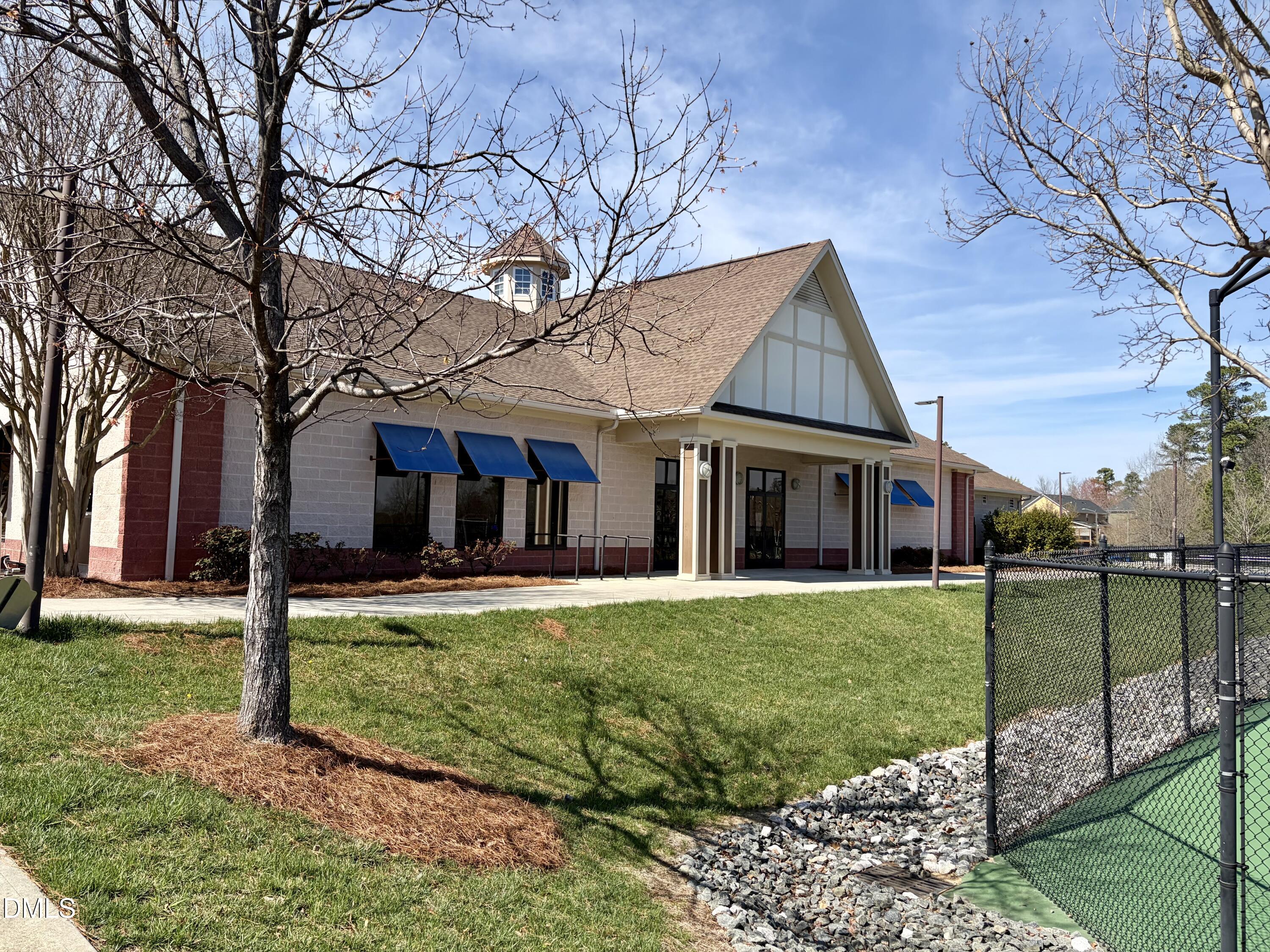 2103 Woodsdale Drive