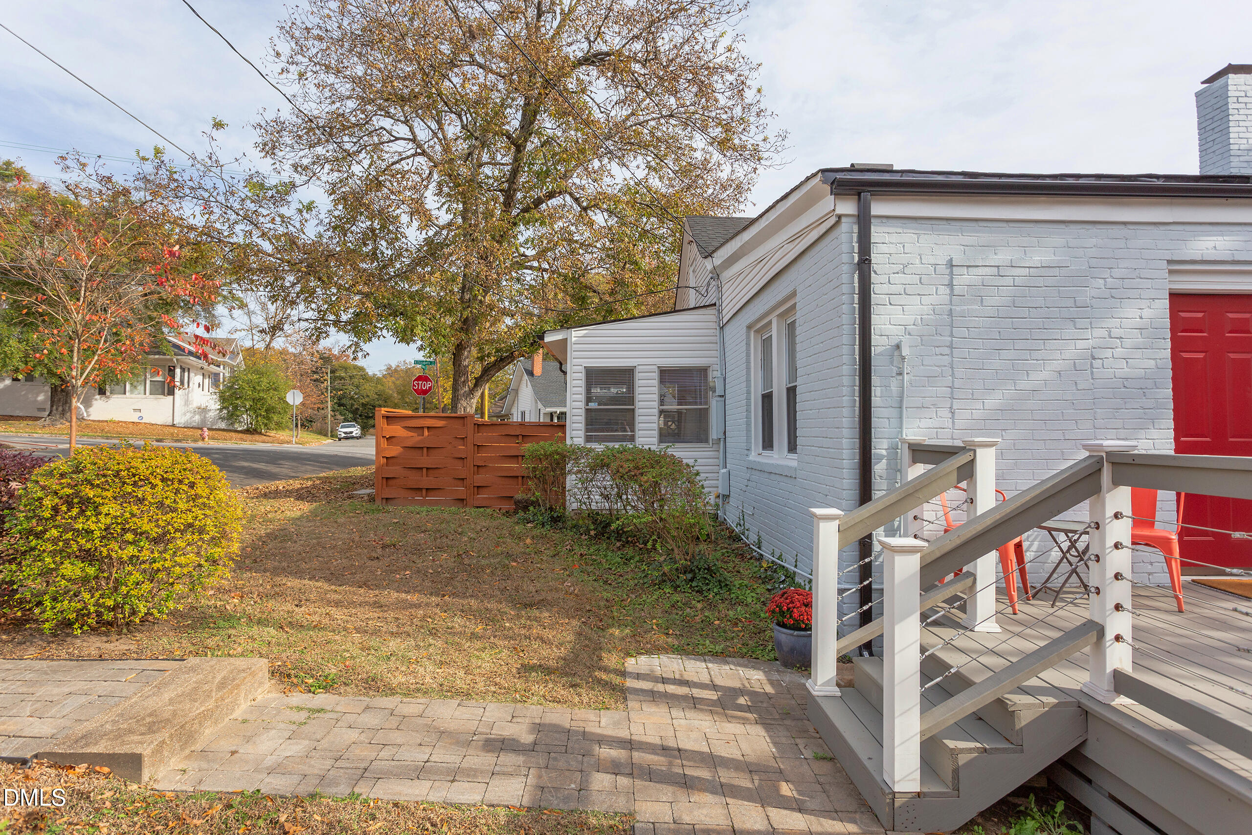 1109 N Elizabeth Street