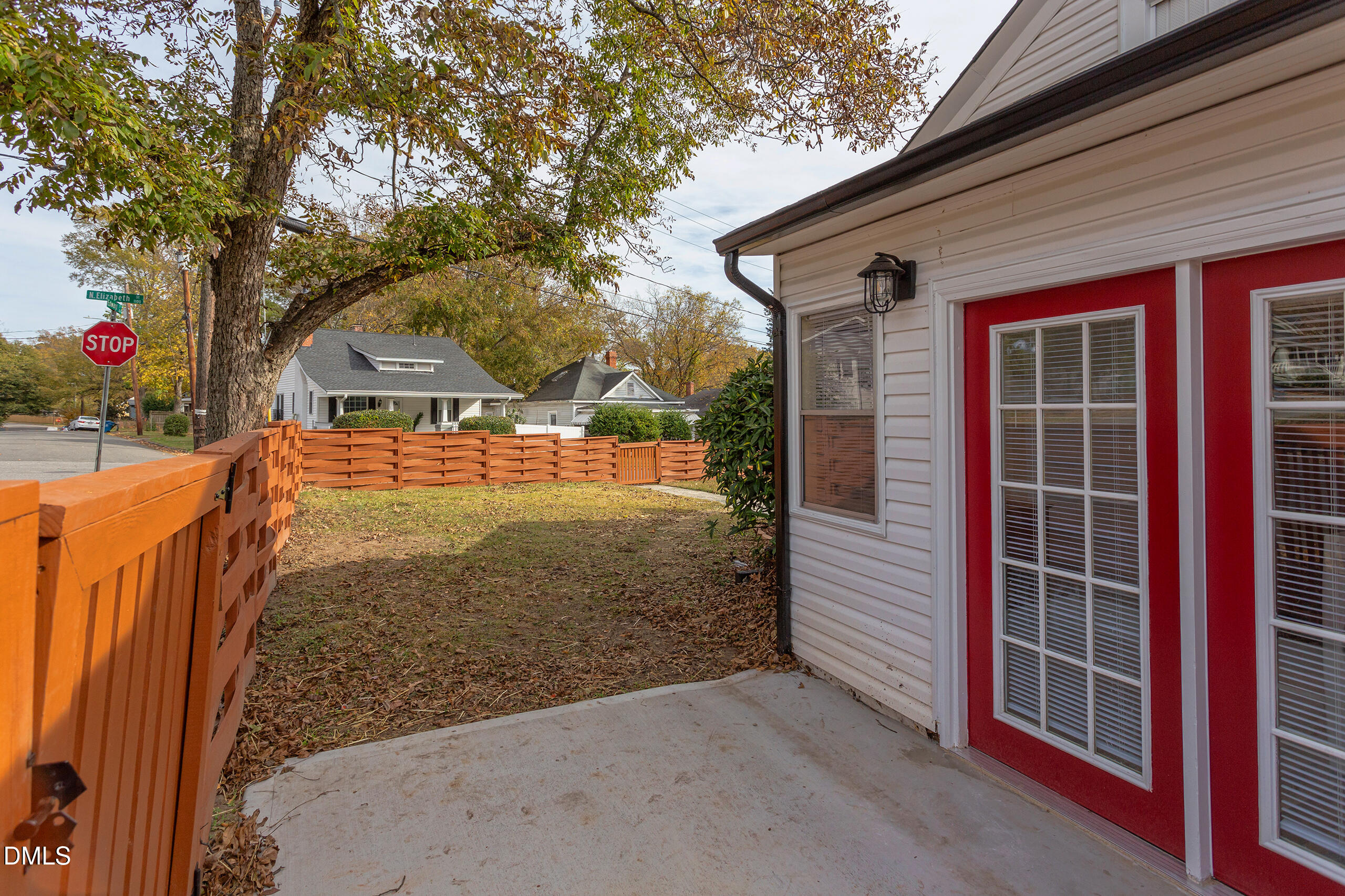 1109 N Elizabeth Street