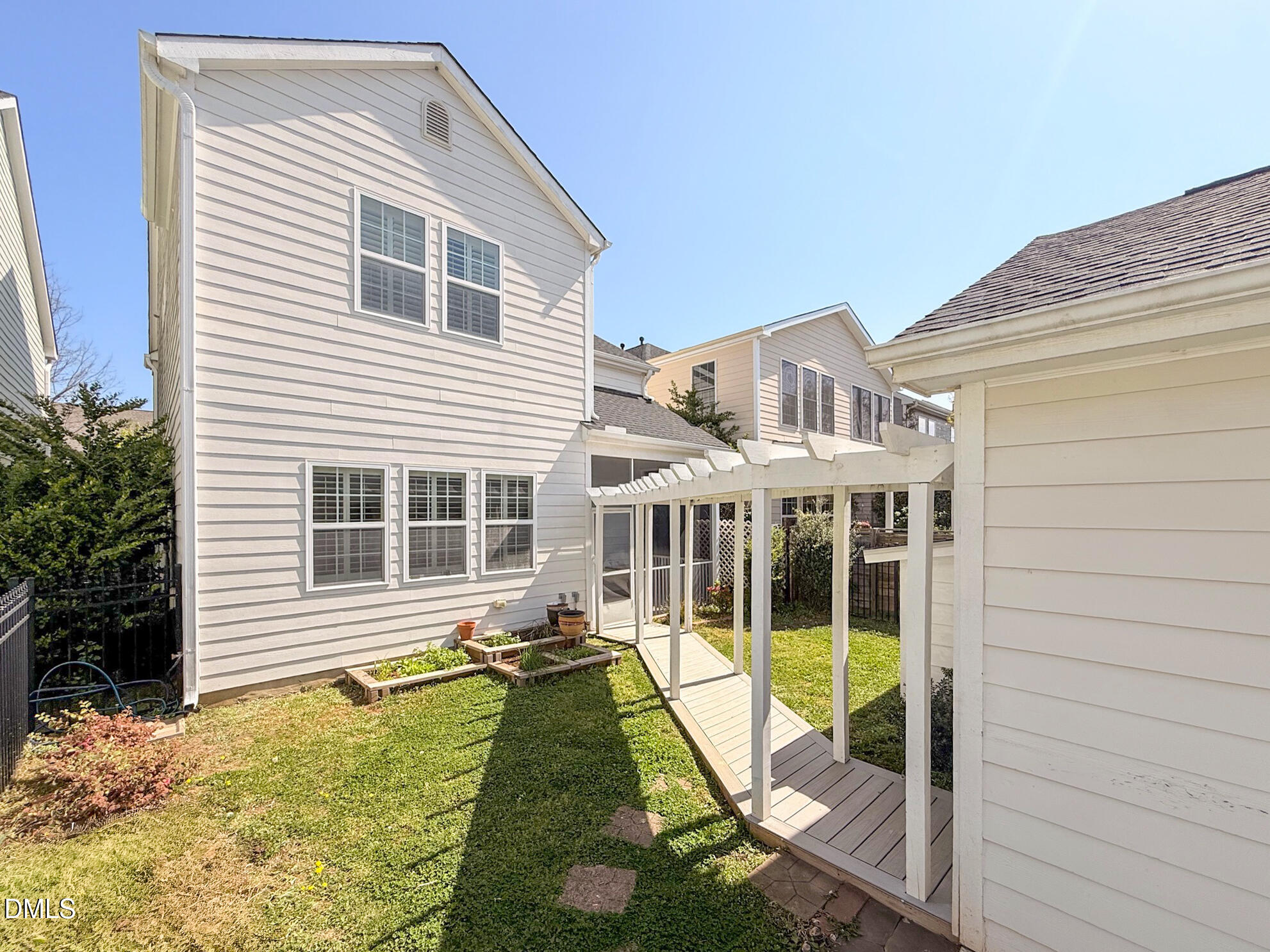 847 Historian Street