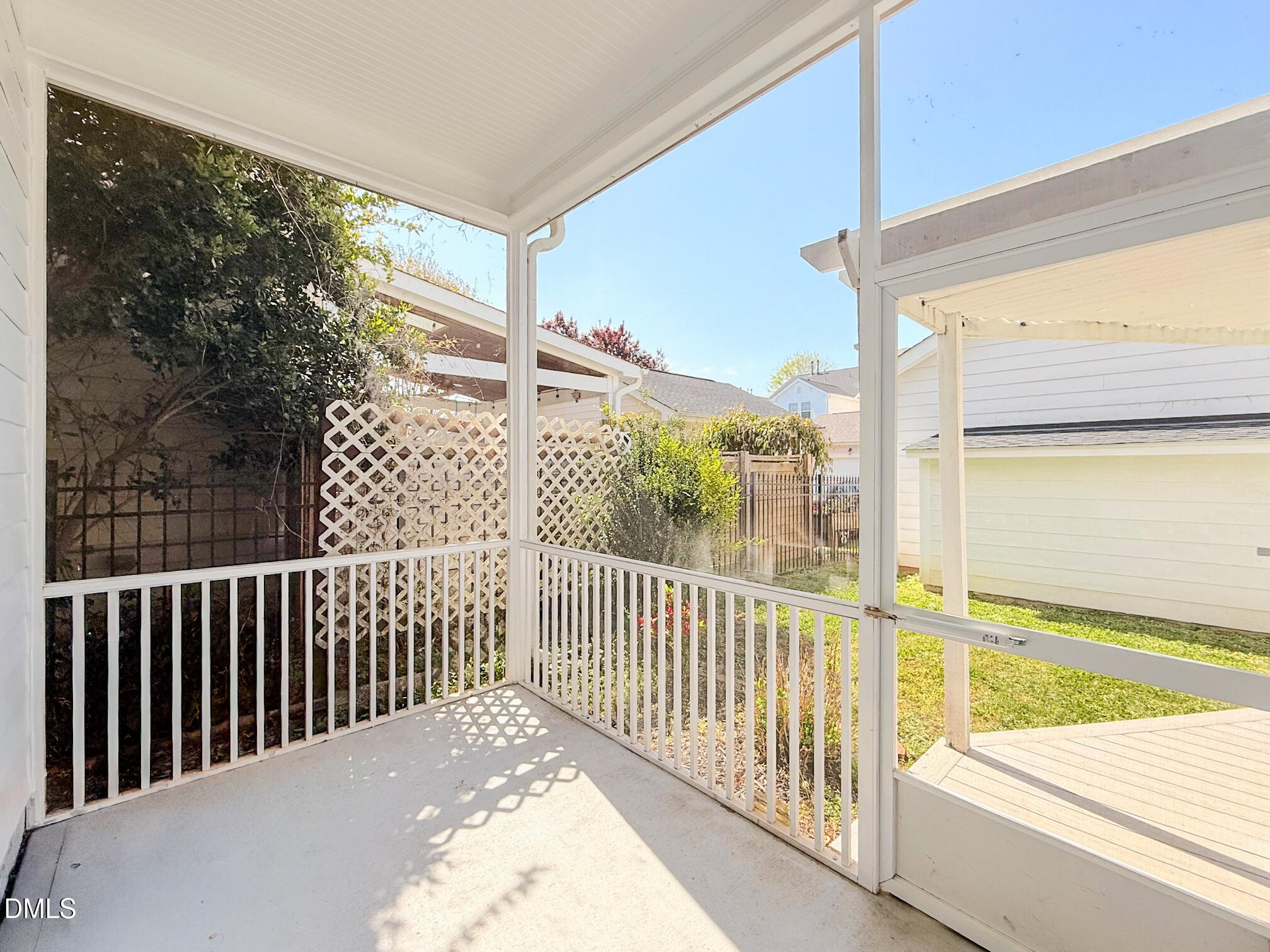 847 Historian Street